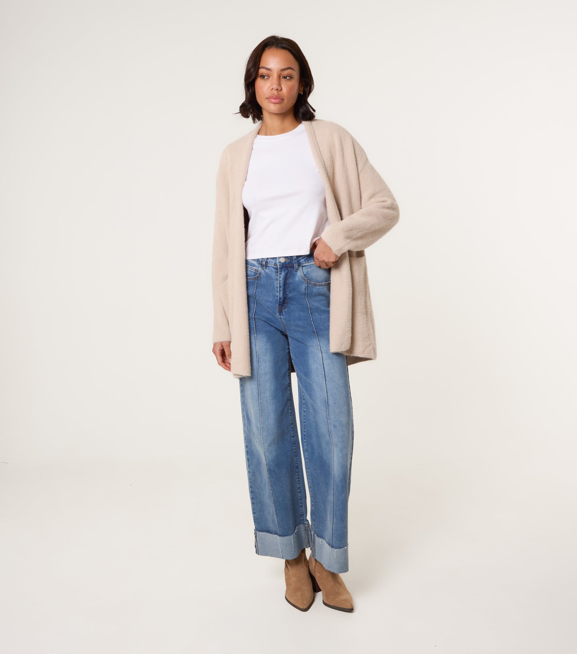 Why Clothing Basics Are The Secret Weapon Boutiques Need