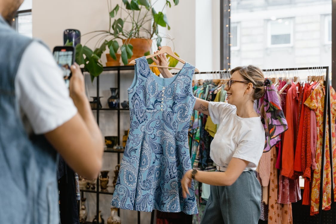 How To Deal With Clothing Overstocking