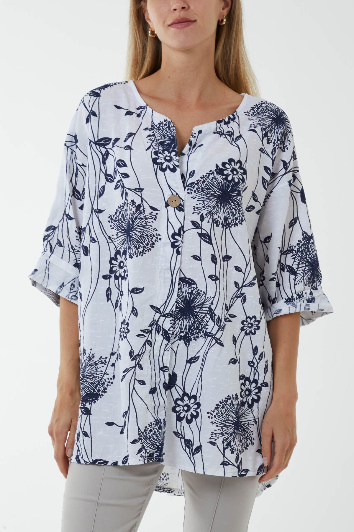 Short Sleeve V-NeckFroal Top