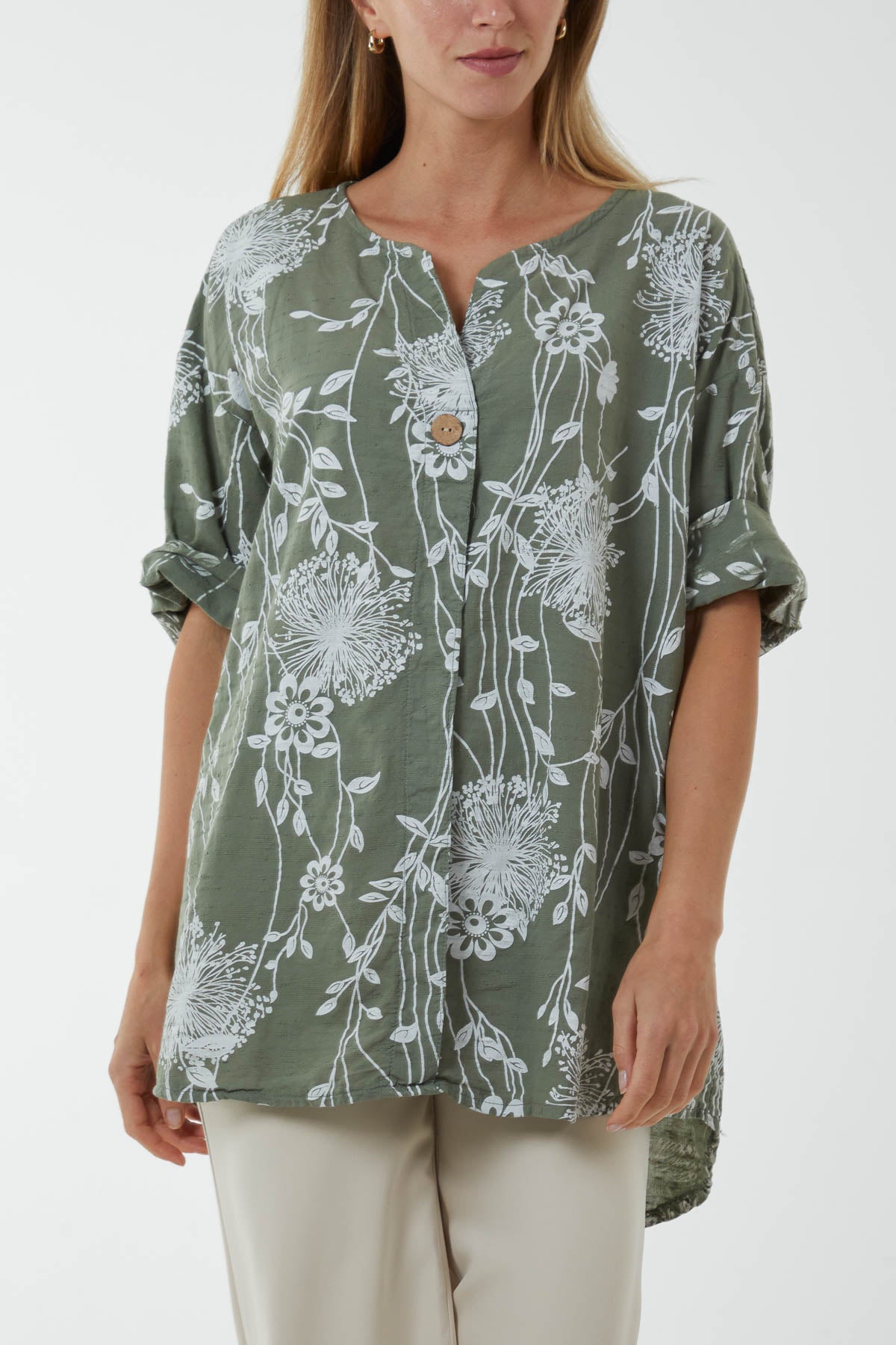 Short Sleeve V-NeckFroal Top