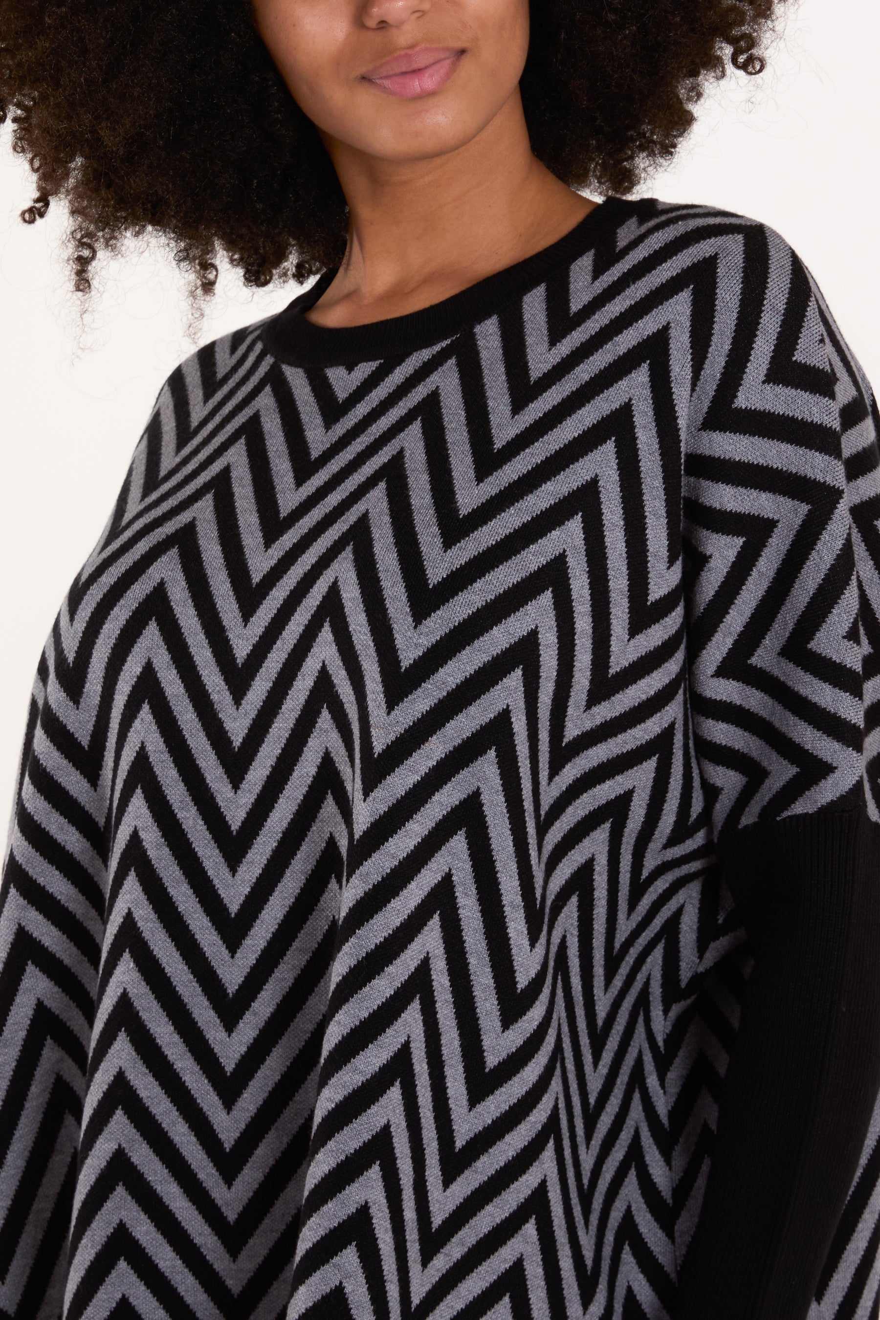 Zig Zag Round Neck Jumper