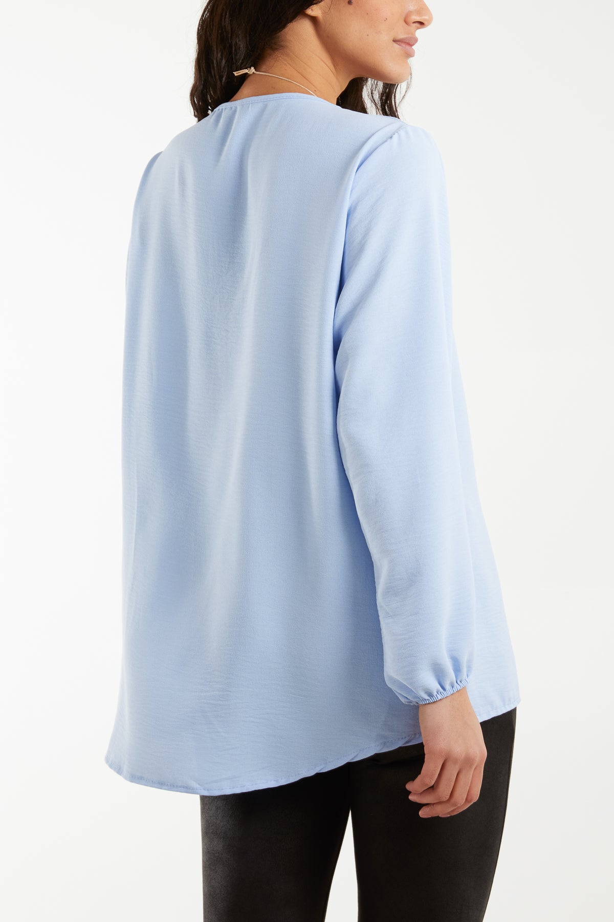 Scoop Neck Necklace Blouse