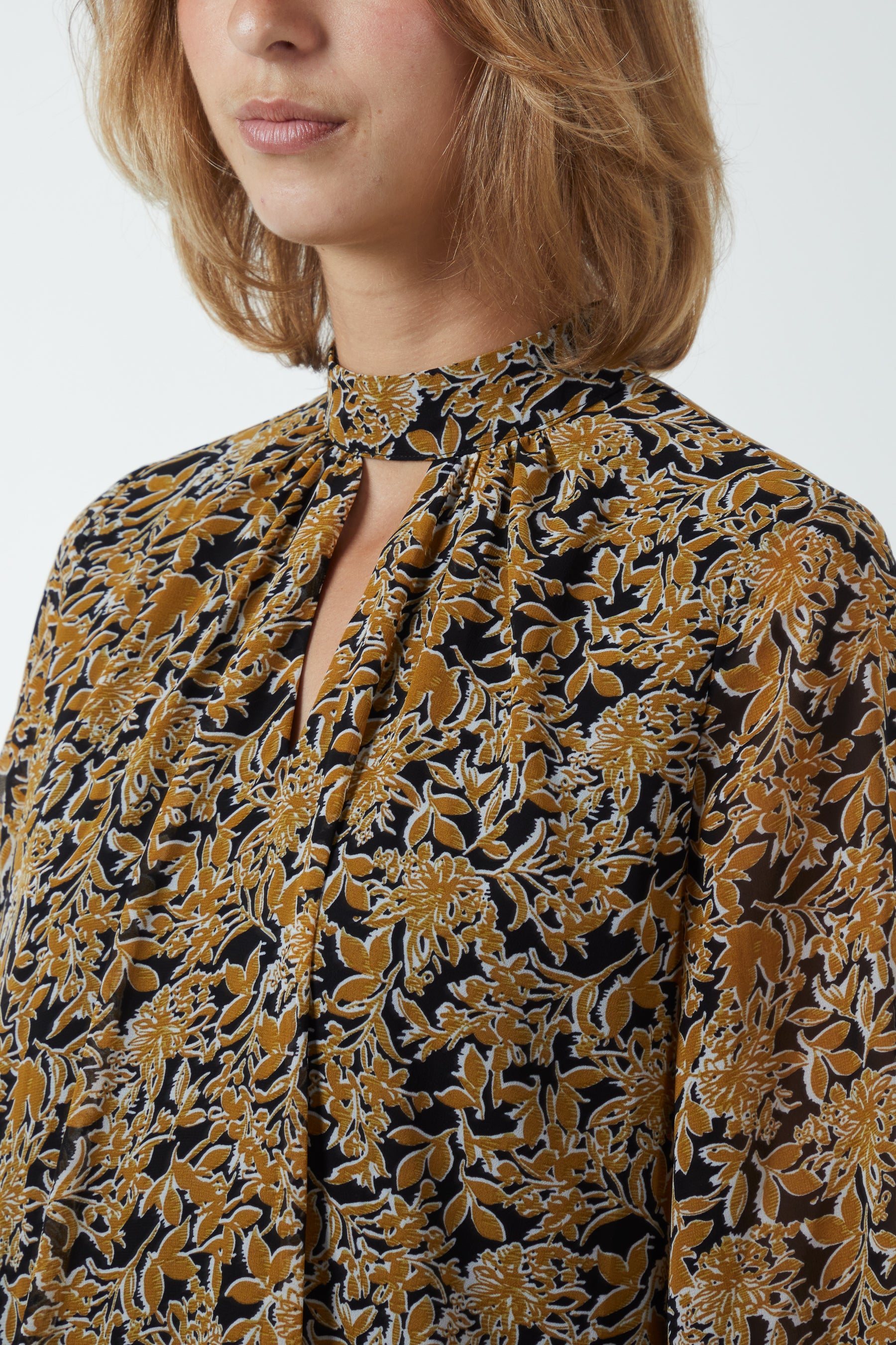 Bishop Sleeve Floral Keyhole Swing Mini Dress