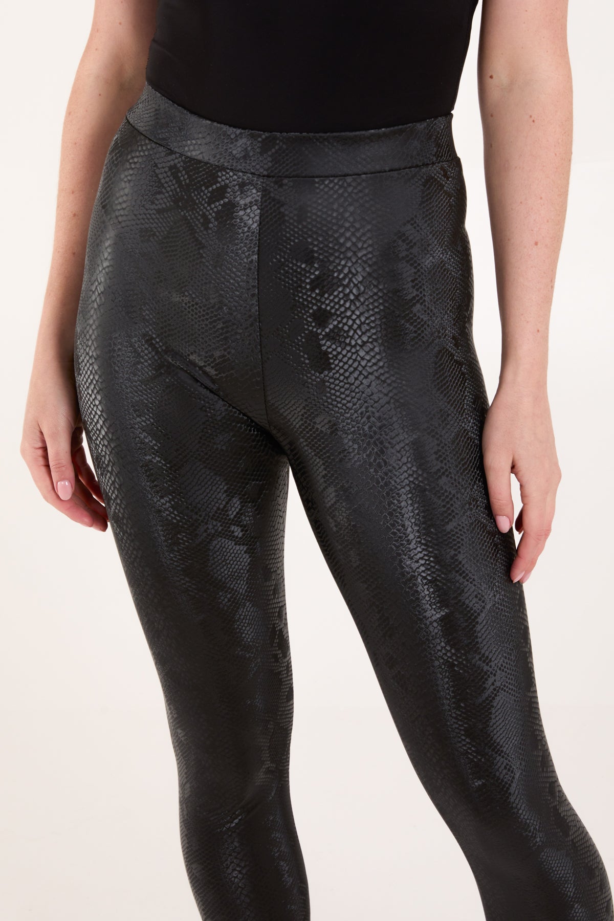 Leather Look Snake Legging