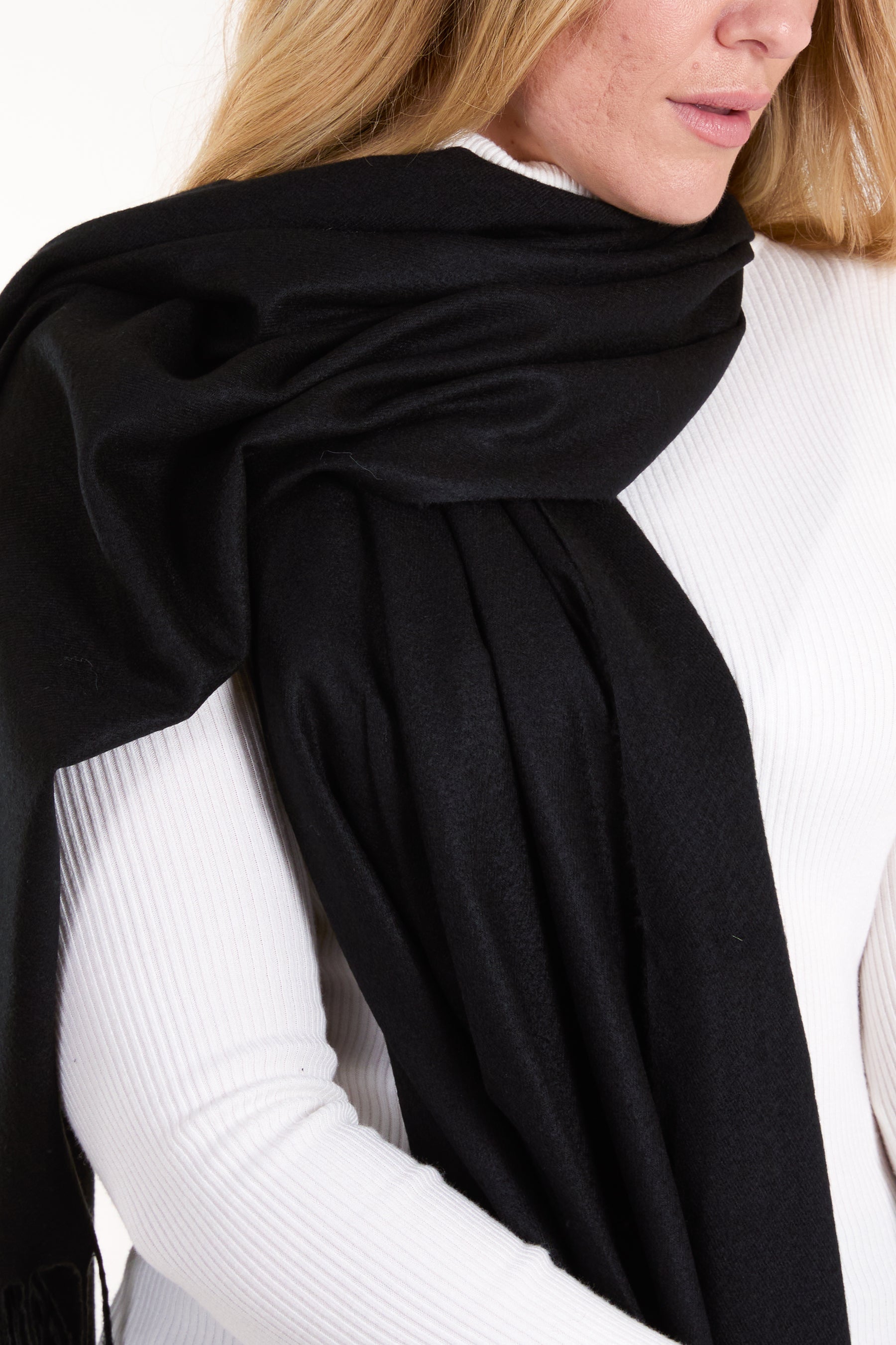 Super Soft Tassel Scarf