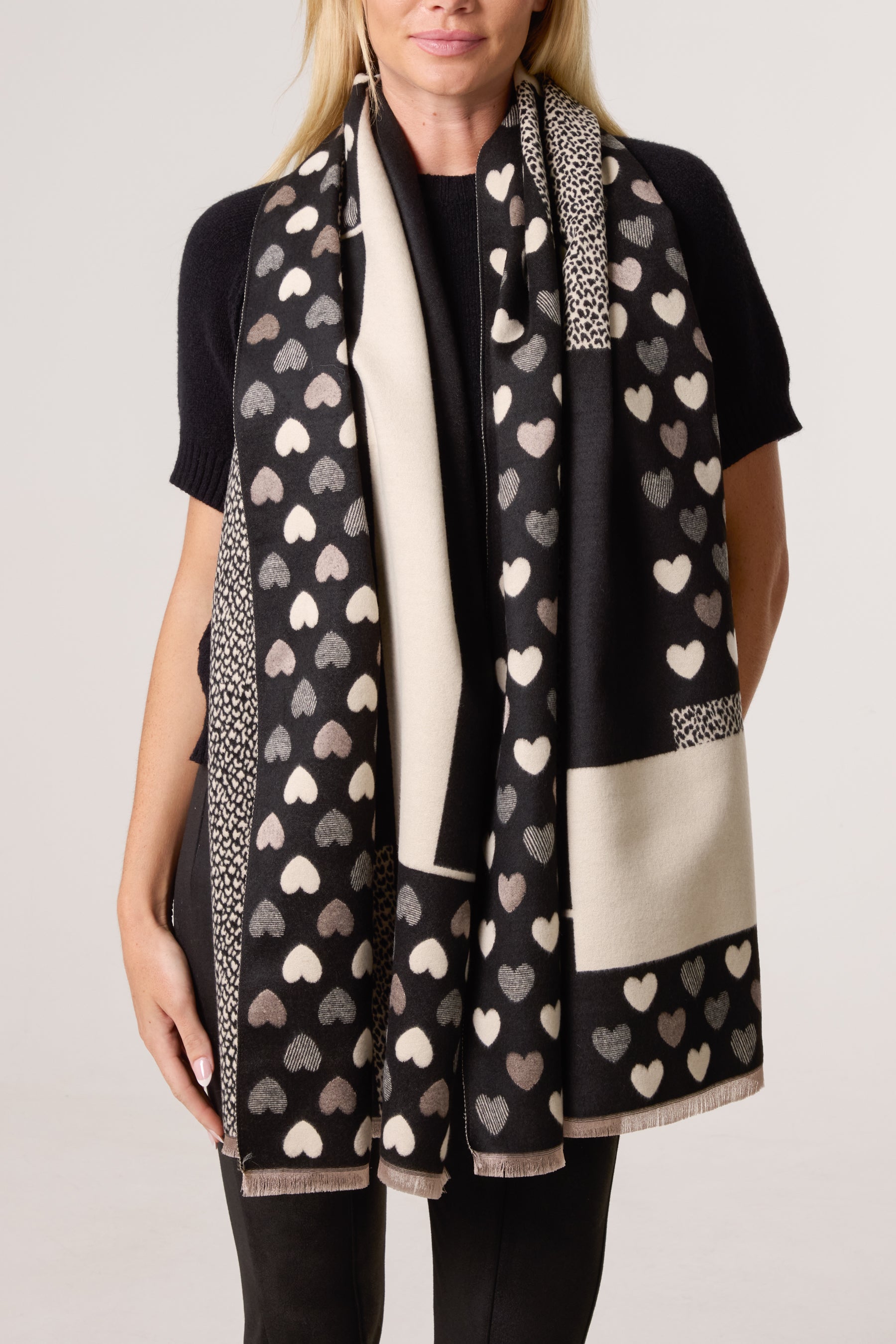 Reversible Heart Print Scarf