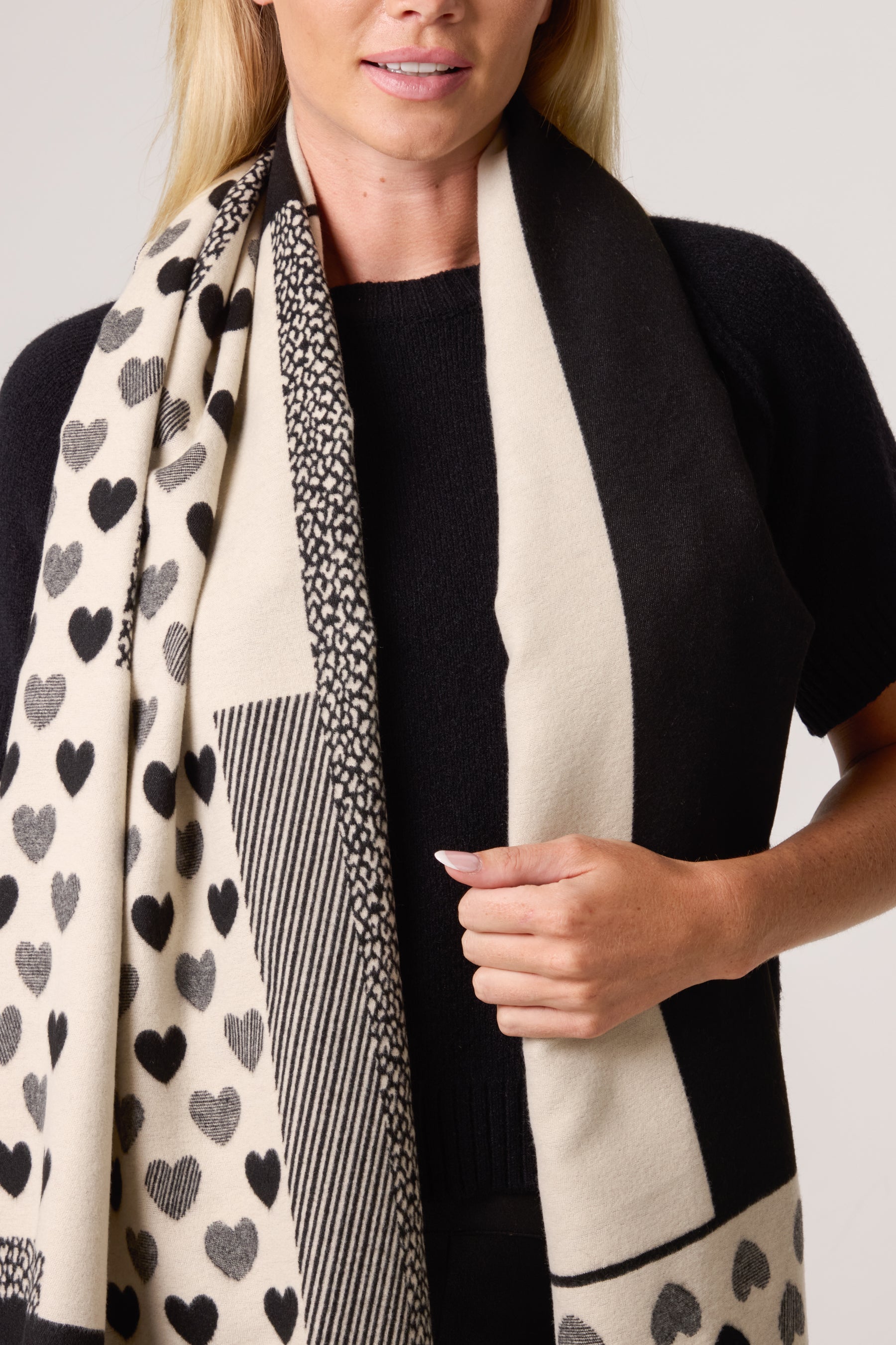 Reversible Heart Print Scarf