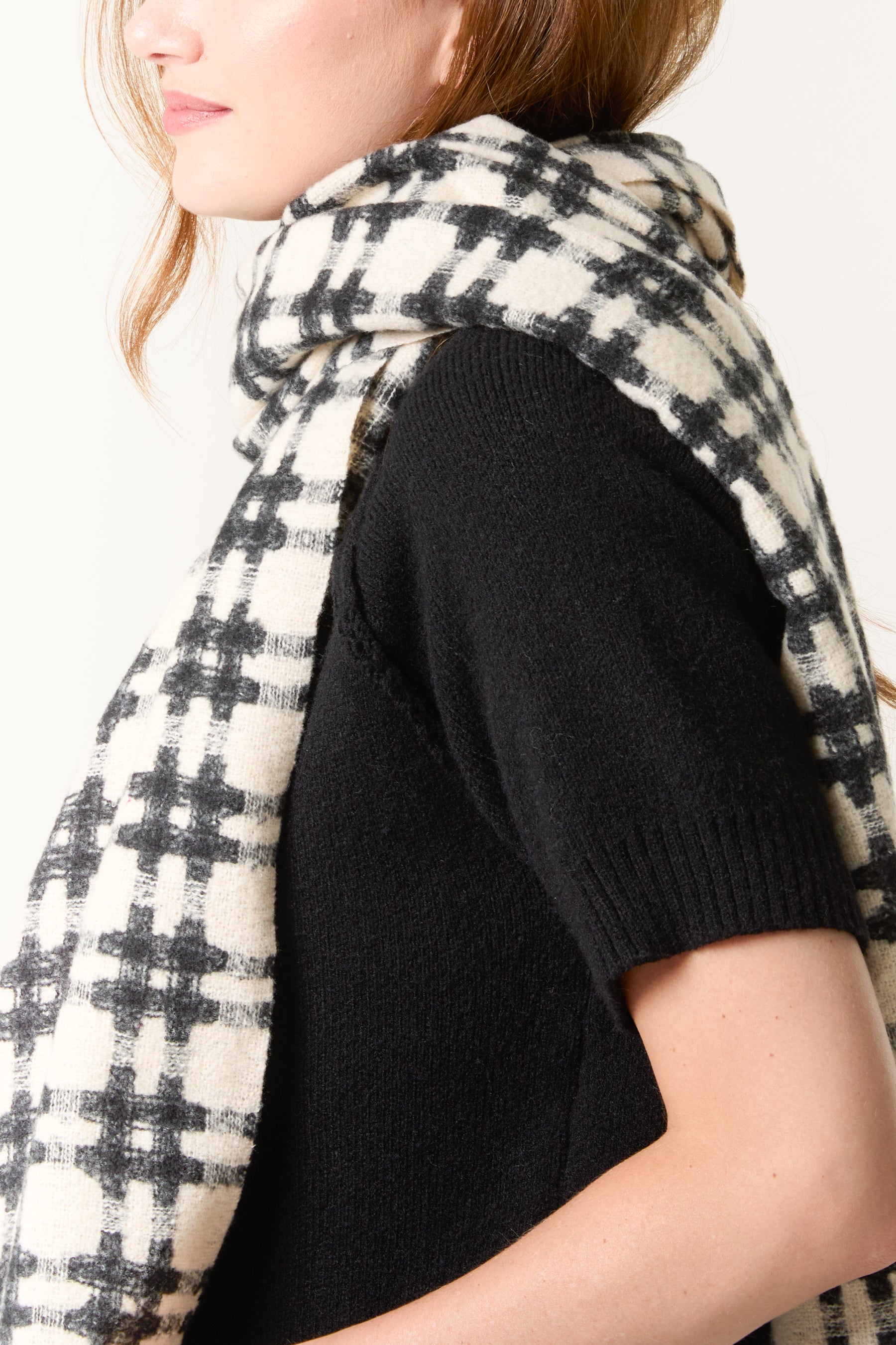 Check Soft Knit Tassel Scarf