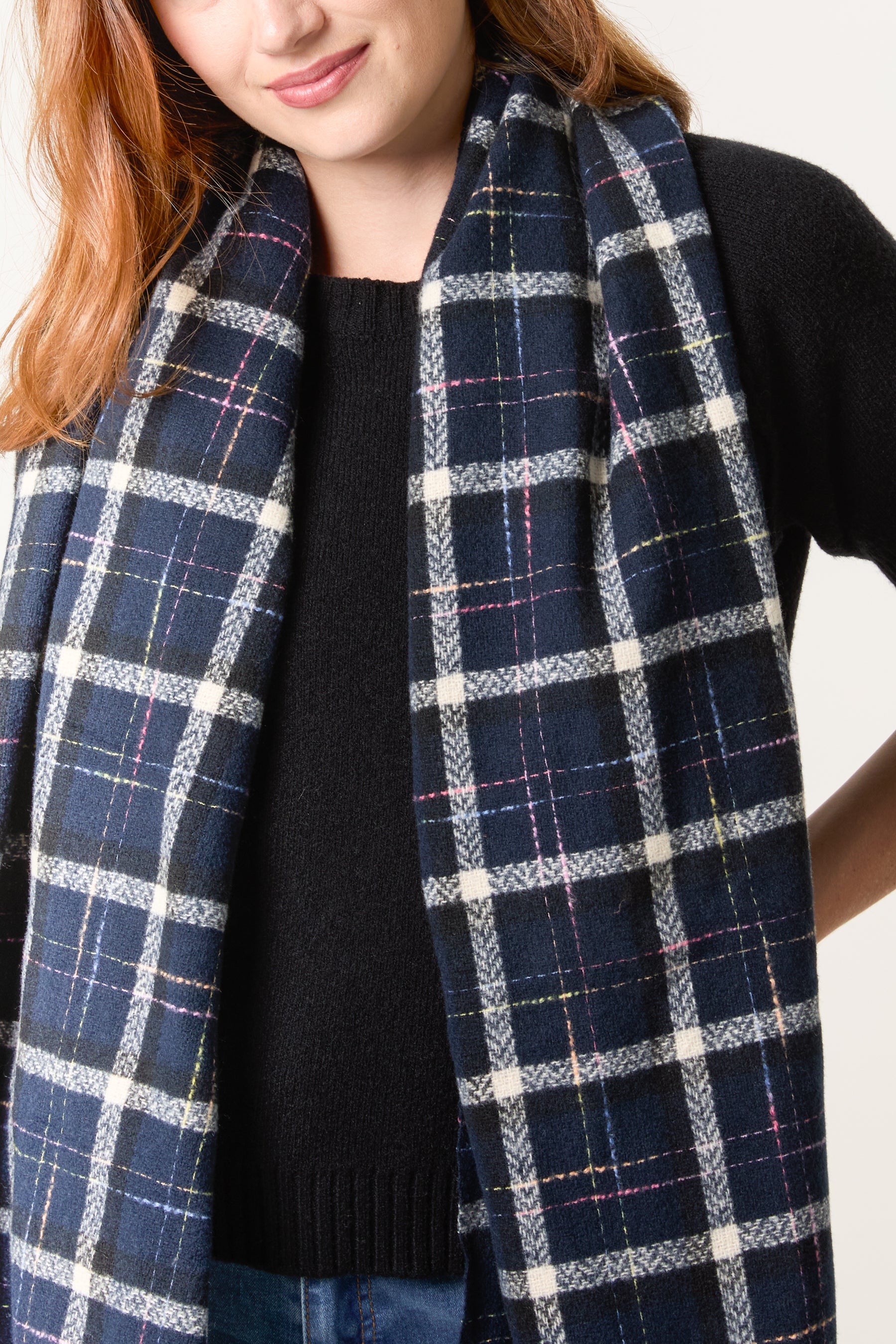 Tartan Knit Tassel Scarf