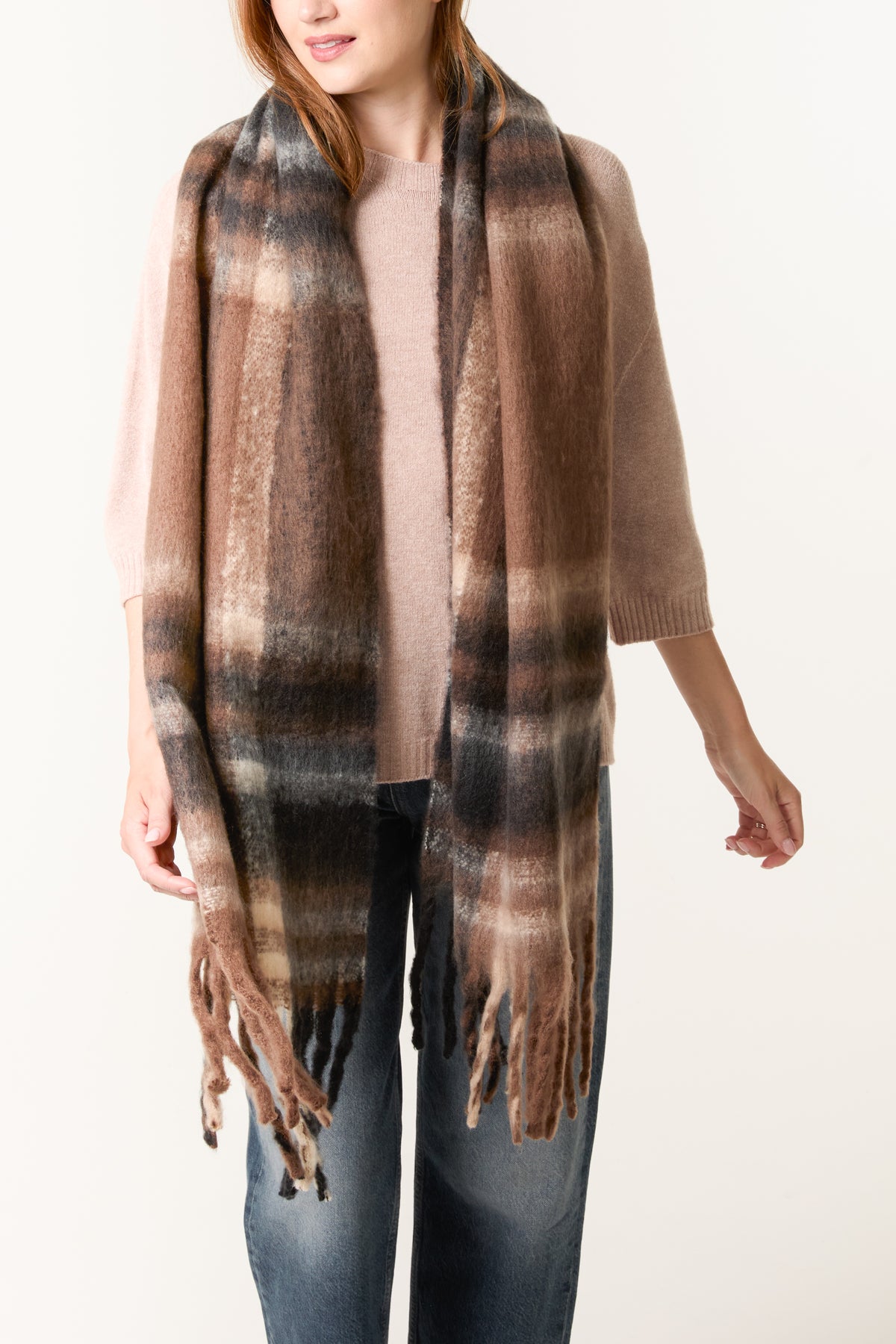 Classic Check Tassel Knit Scarf