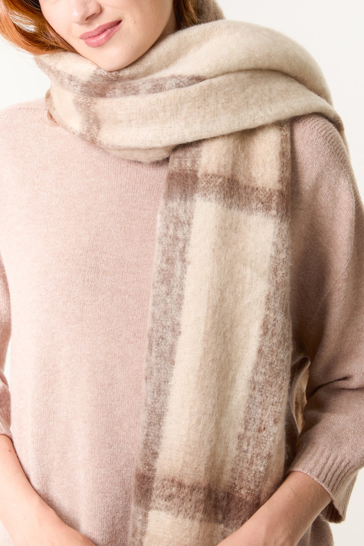 Classic Check Tassel Knit Scarf