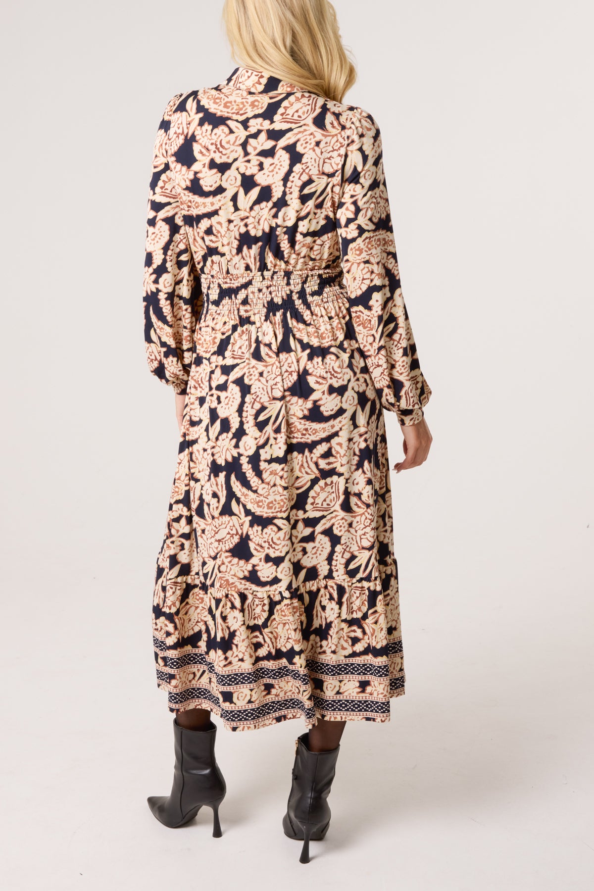 Border & Leaf Print Shirt Stretch Dress