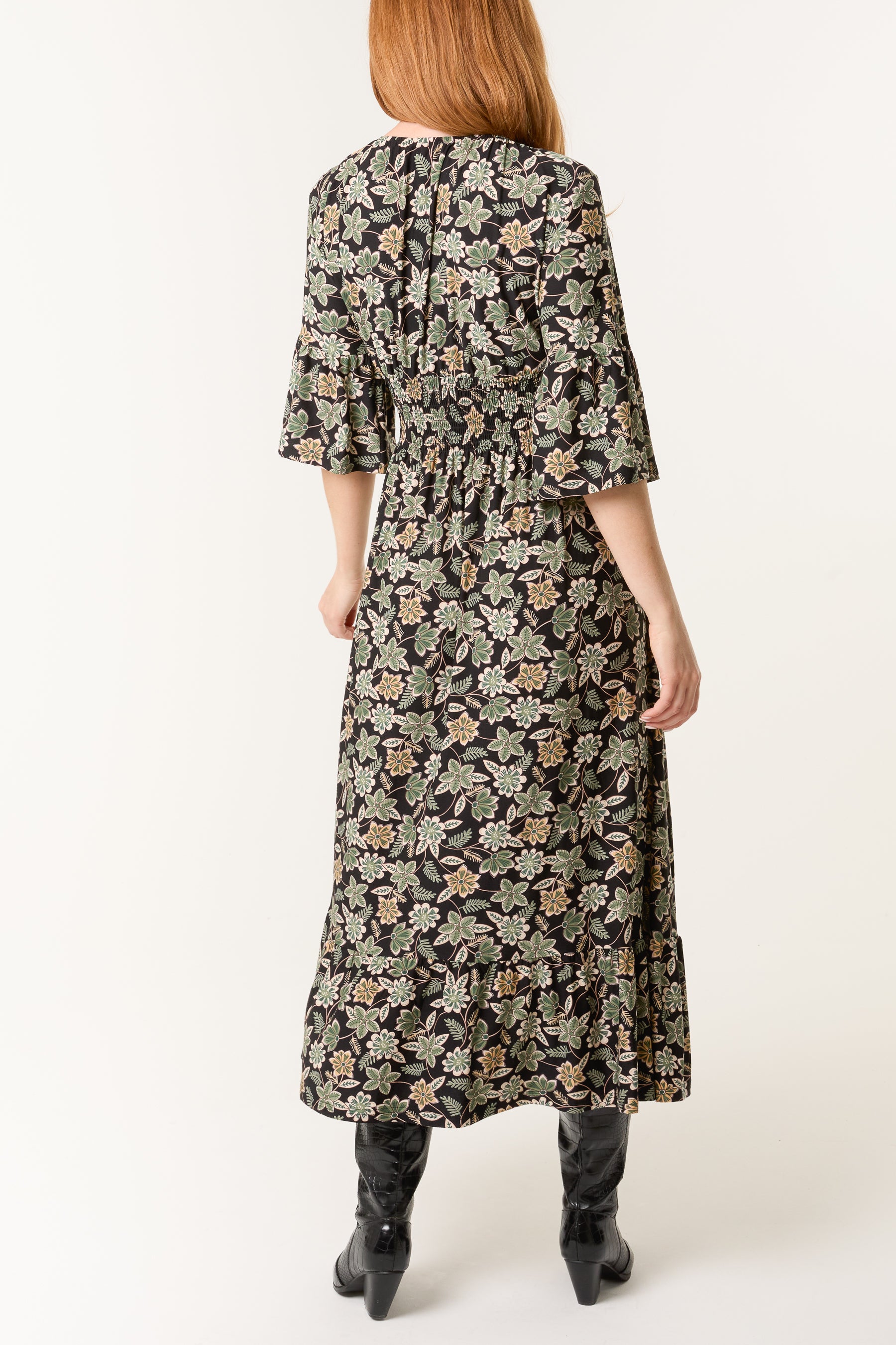 Leaf Print V-Neck Stretch V Dress