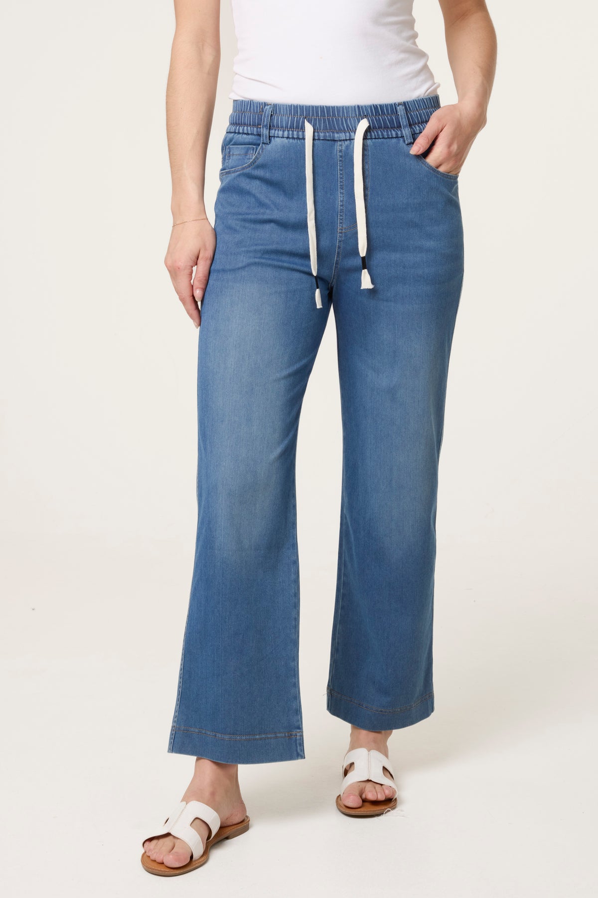 Elastic Waist Heart String Jeans