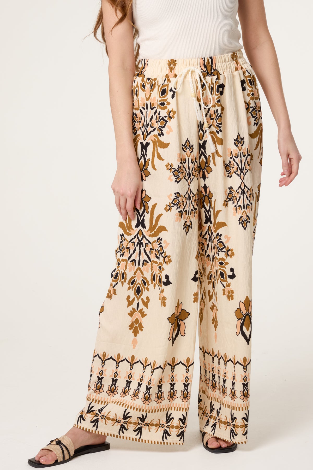 Border Print Drawstring Wide Leg Trousers