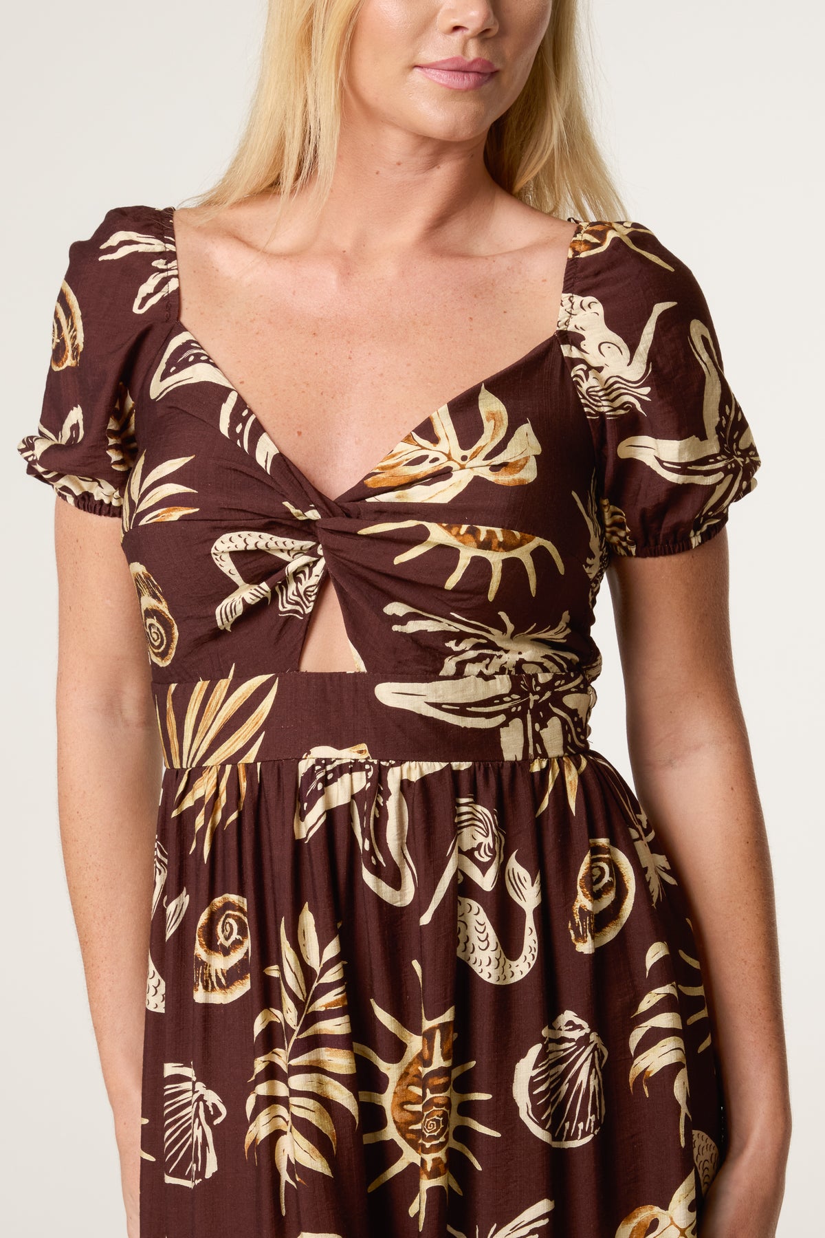 Shell Print Cut Out Sweetheart Dress
