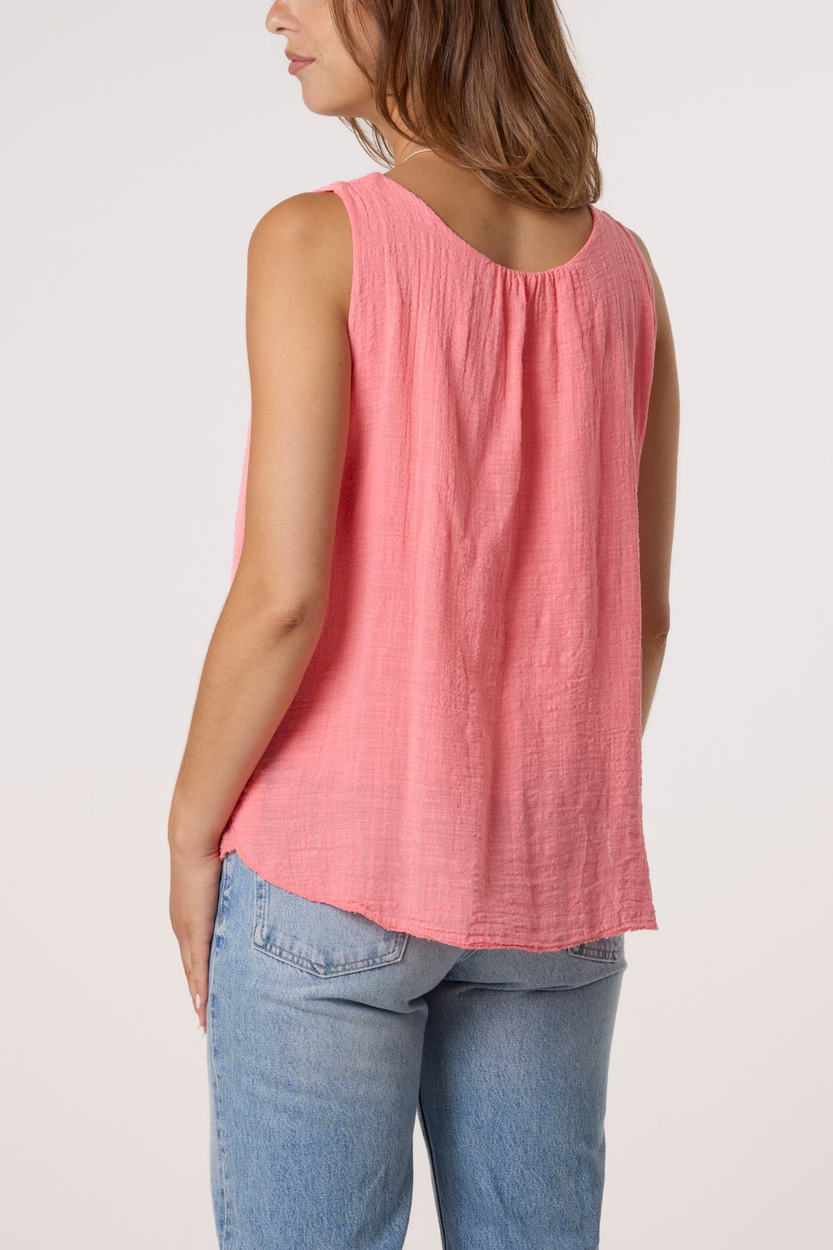 Double Layer Scoop Neck Necklace Vest