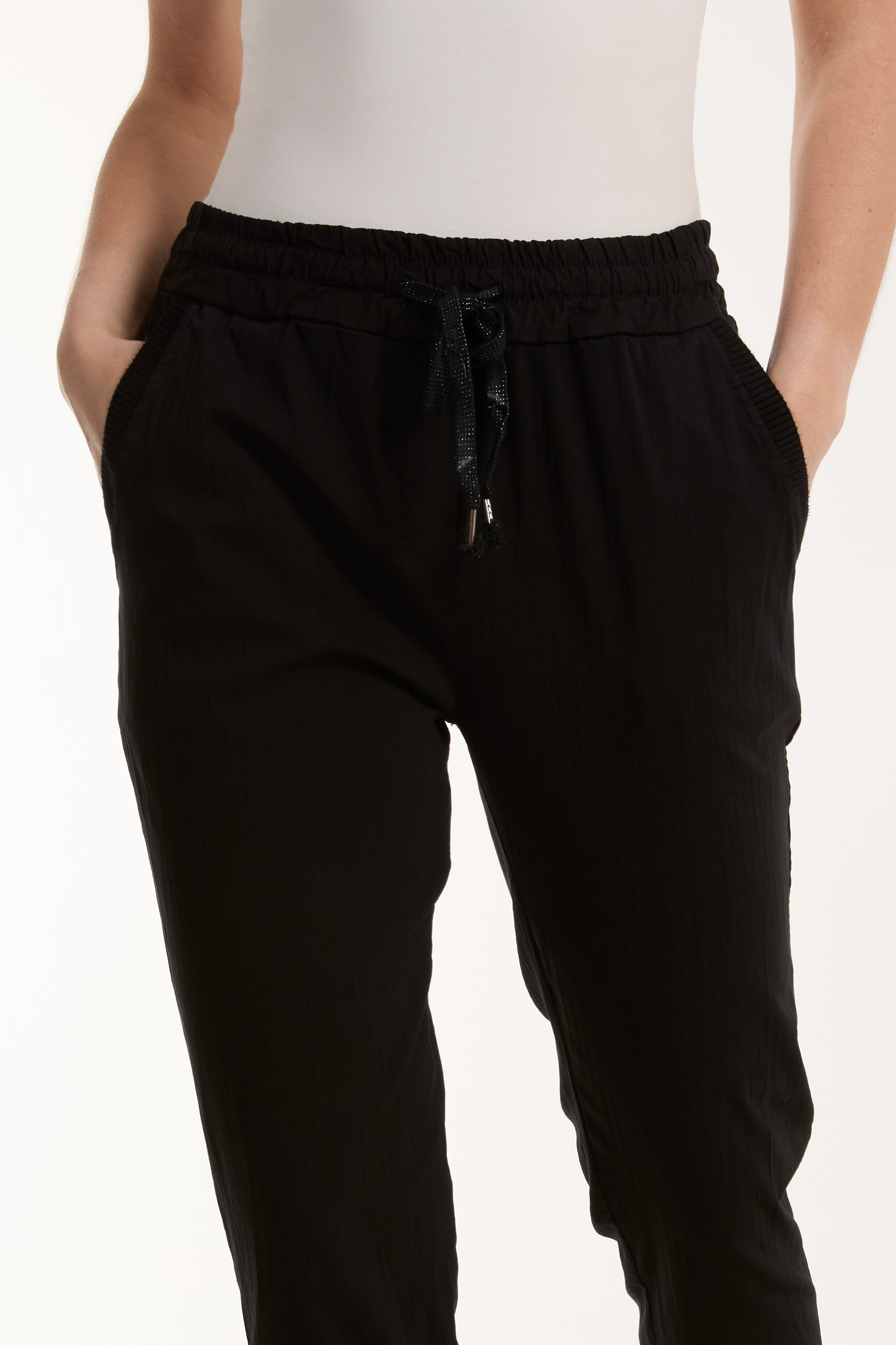 Texture Stripe Pocket Panel Trousers
