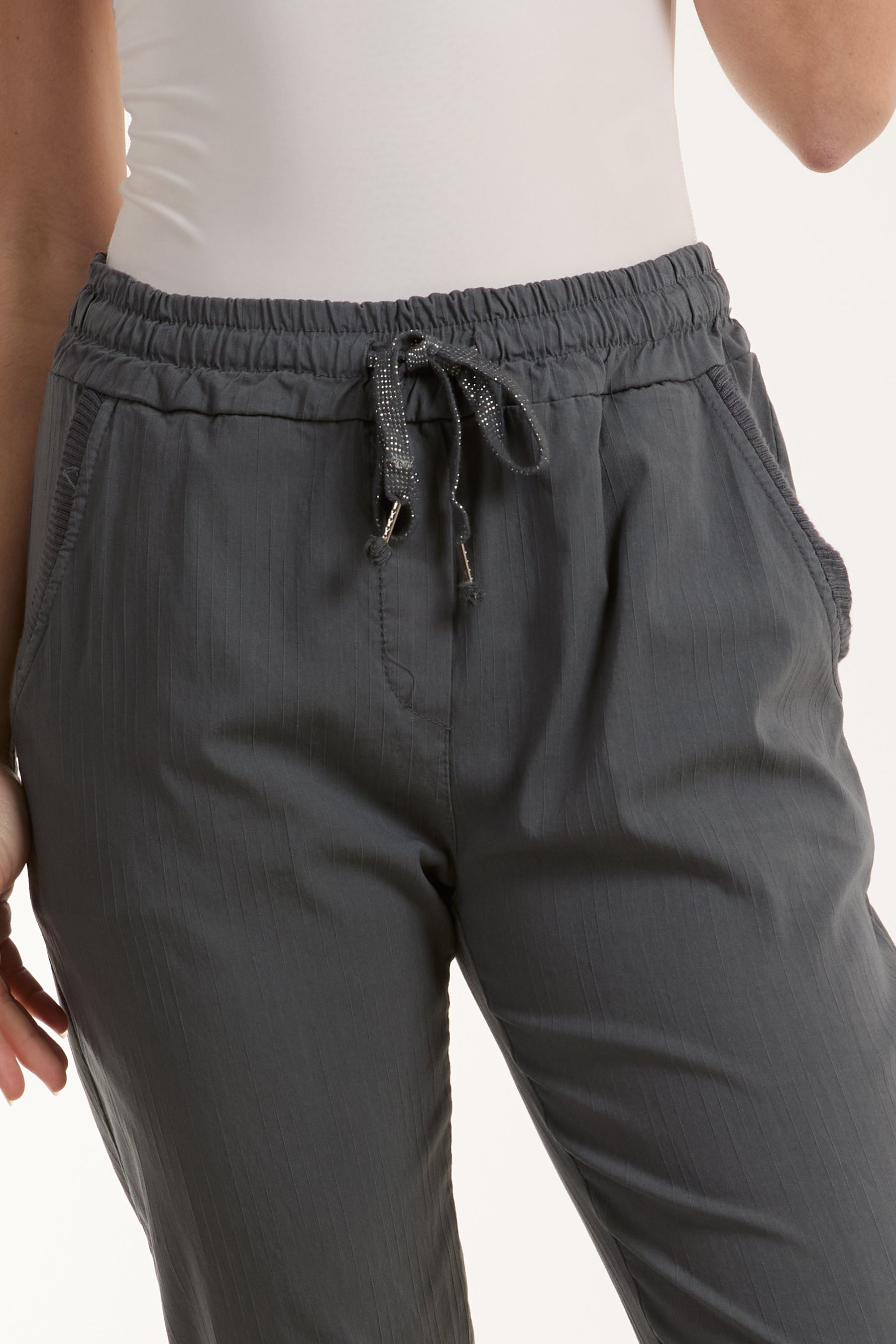 Texture Stripe Pocket Panel Trousers