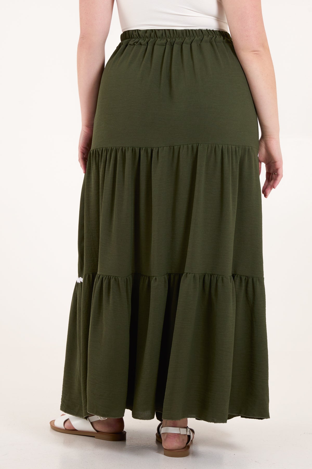 Scalloped Detail Tiered Maxi Skirt