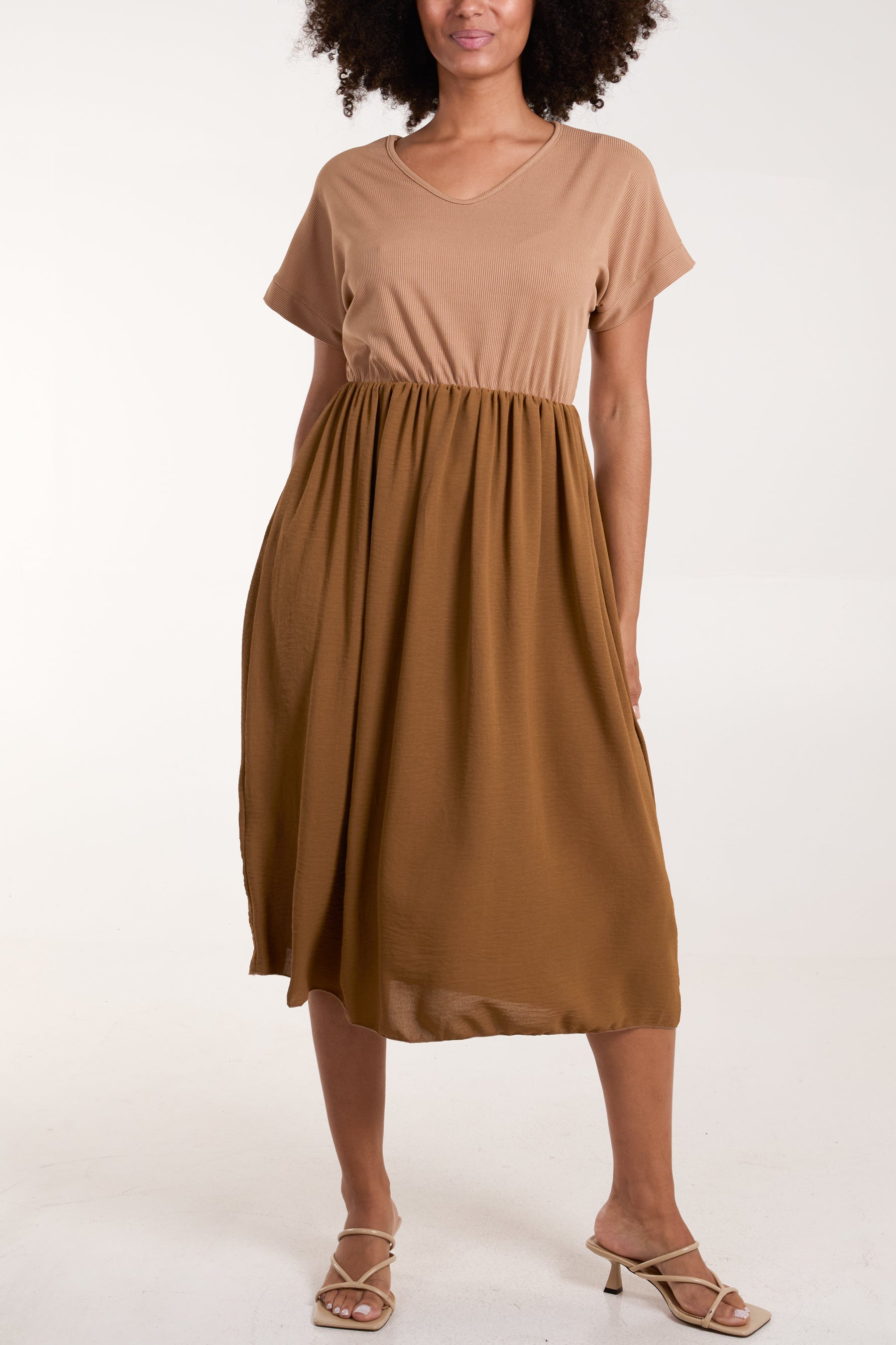 Ribbed Elasticated Bodice Midi Dress