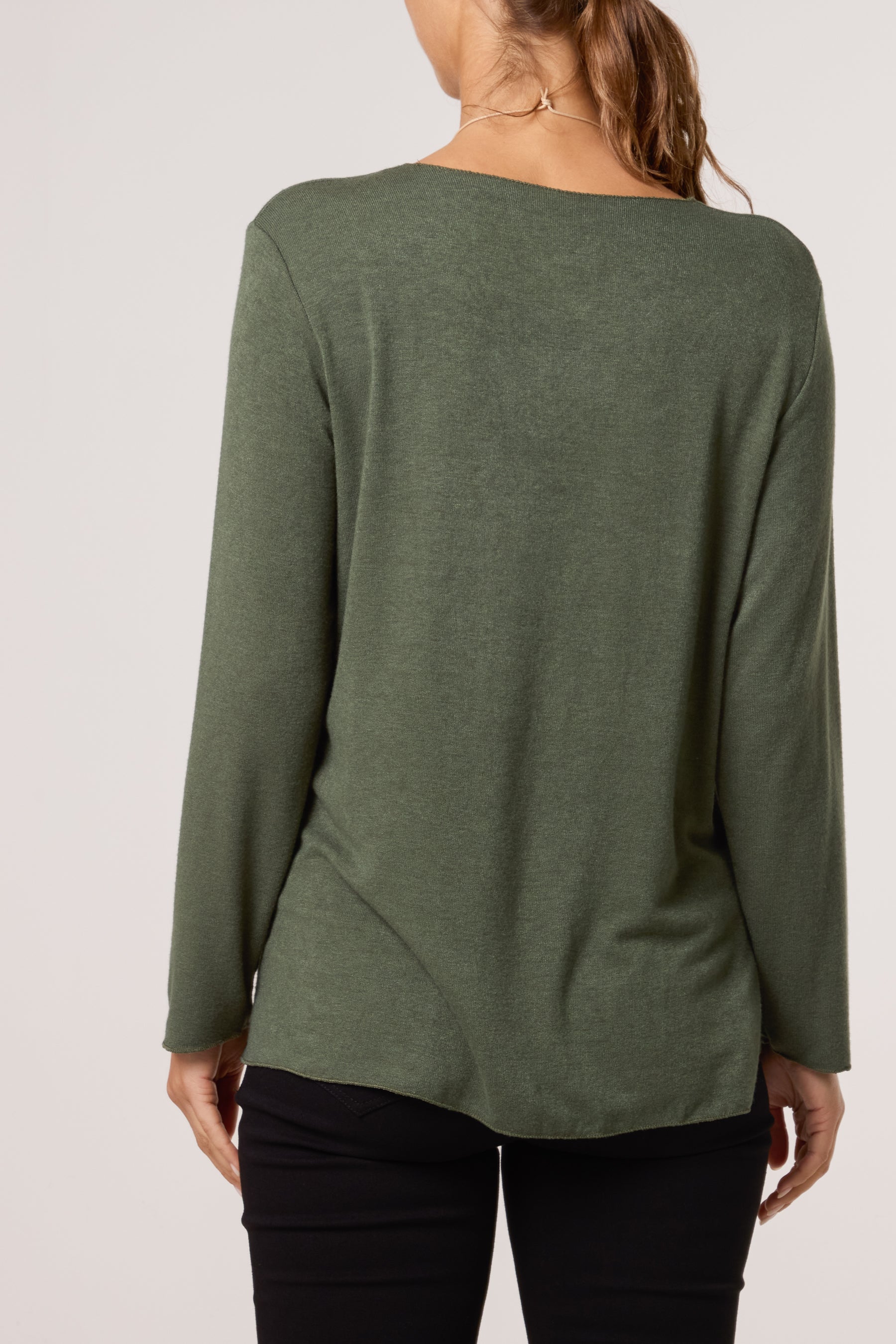 Necklace Fine Knit V-Neck Jumper