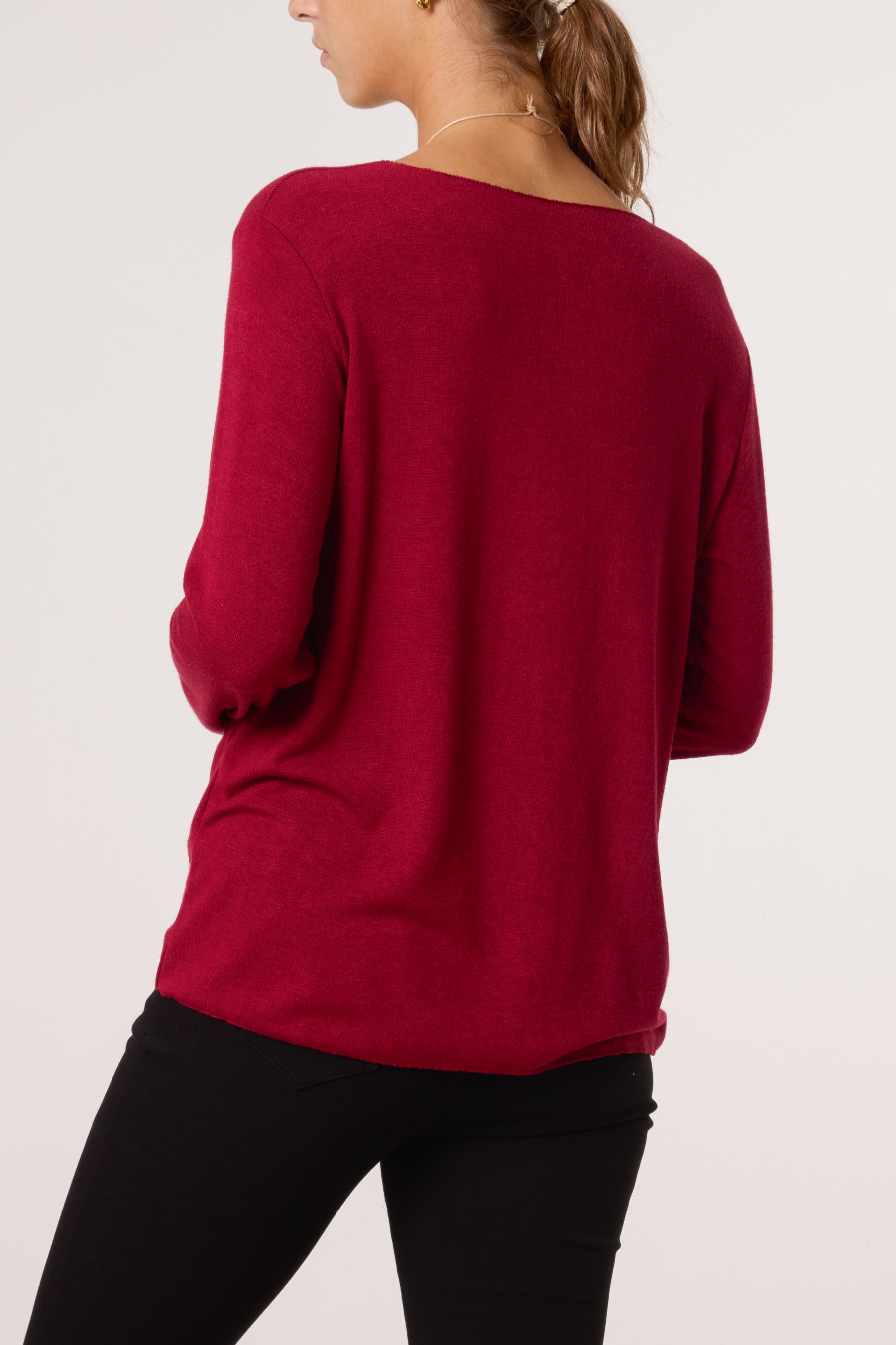 Necklace Fine Knit V-Neck Jumper