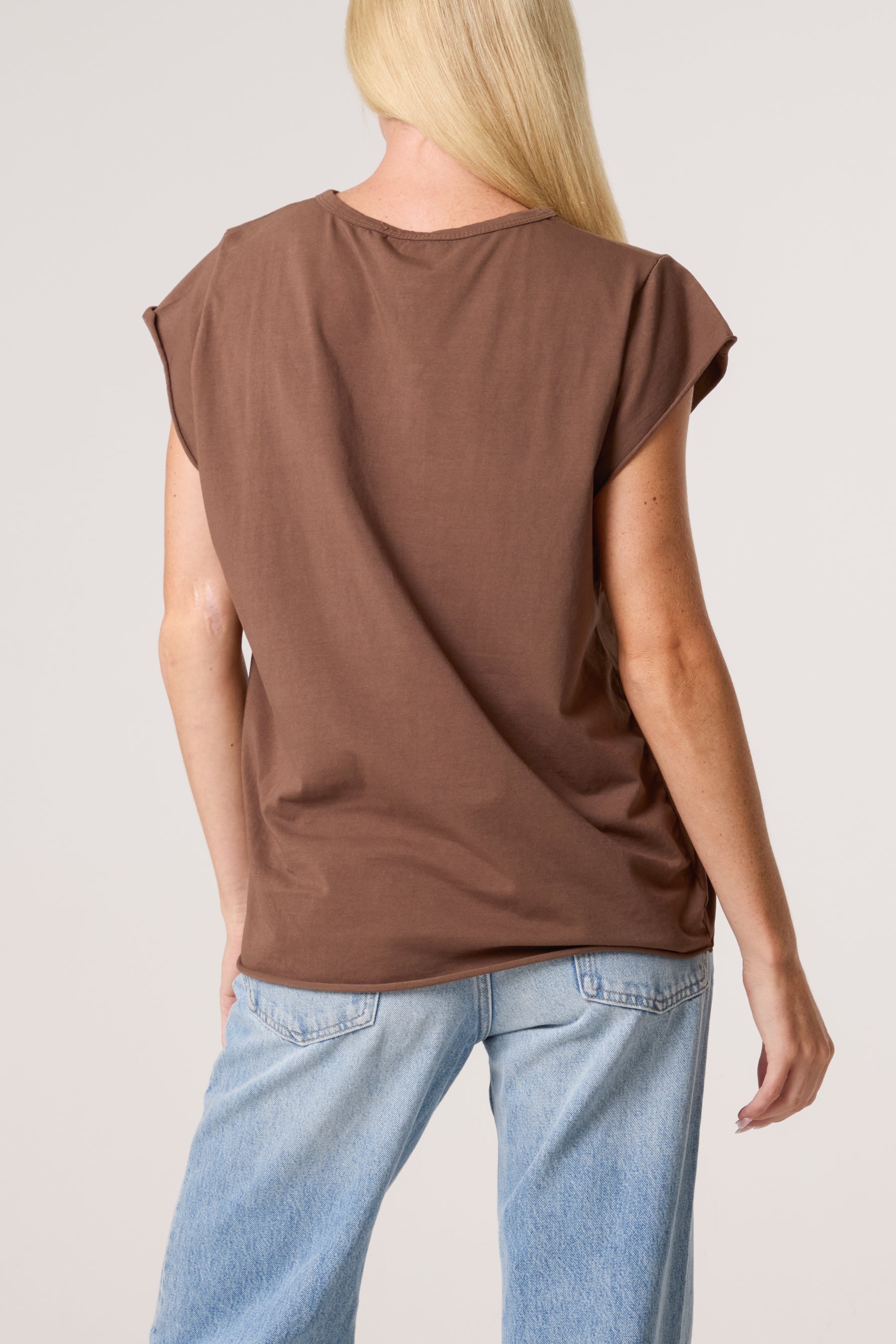 Cap Sleeve High Low Rolled Edge Top