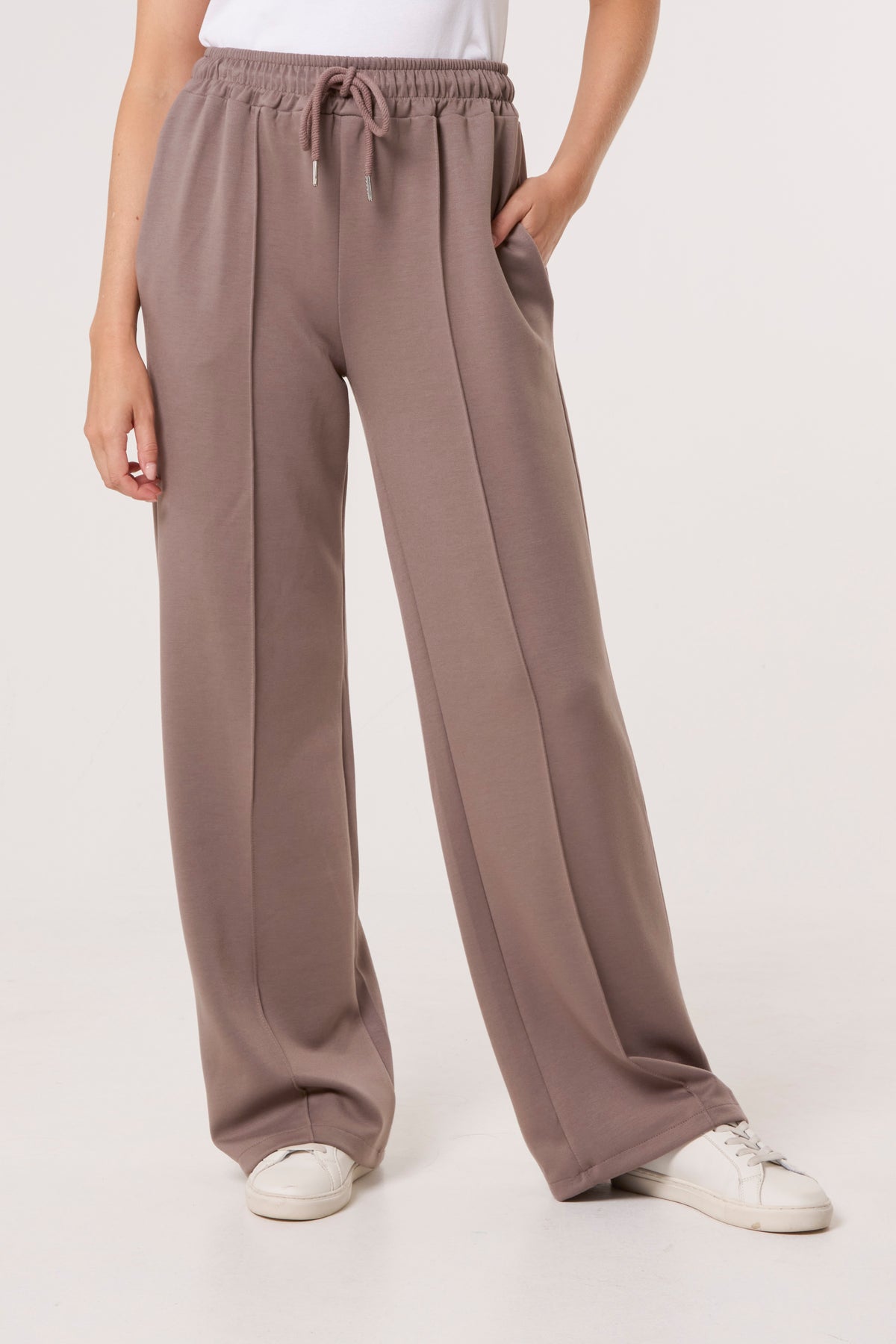 Drawstring Crease-Front Sweat Trousers