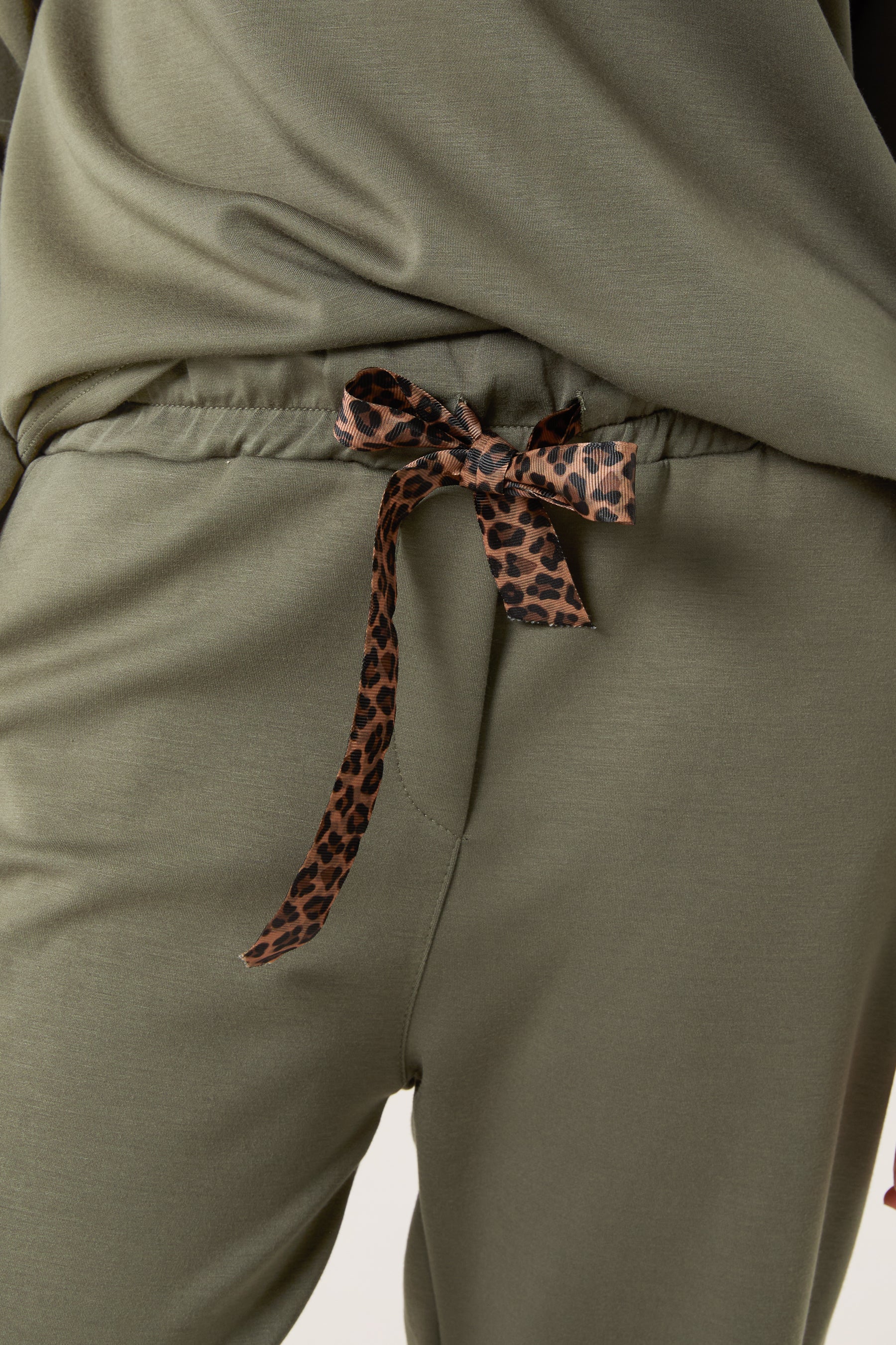 Soft Touch Top & Leopard Bow Trouser Set