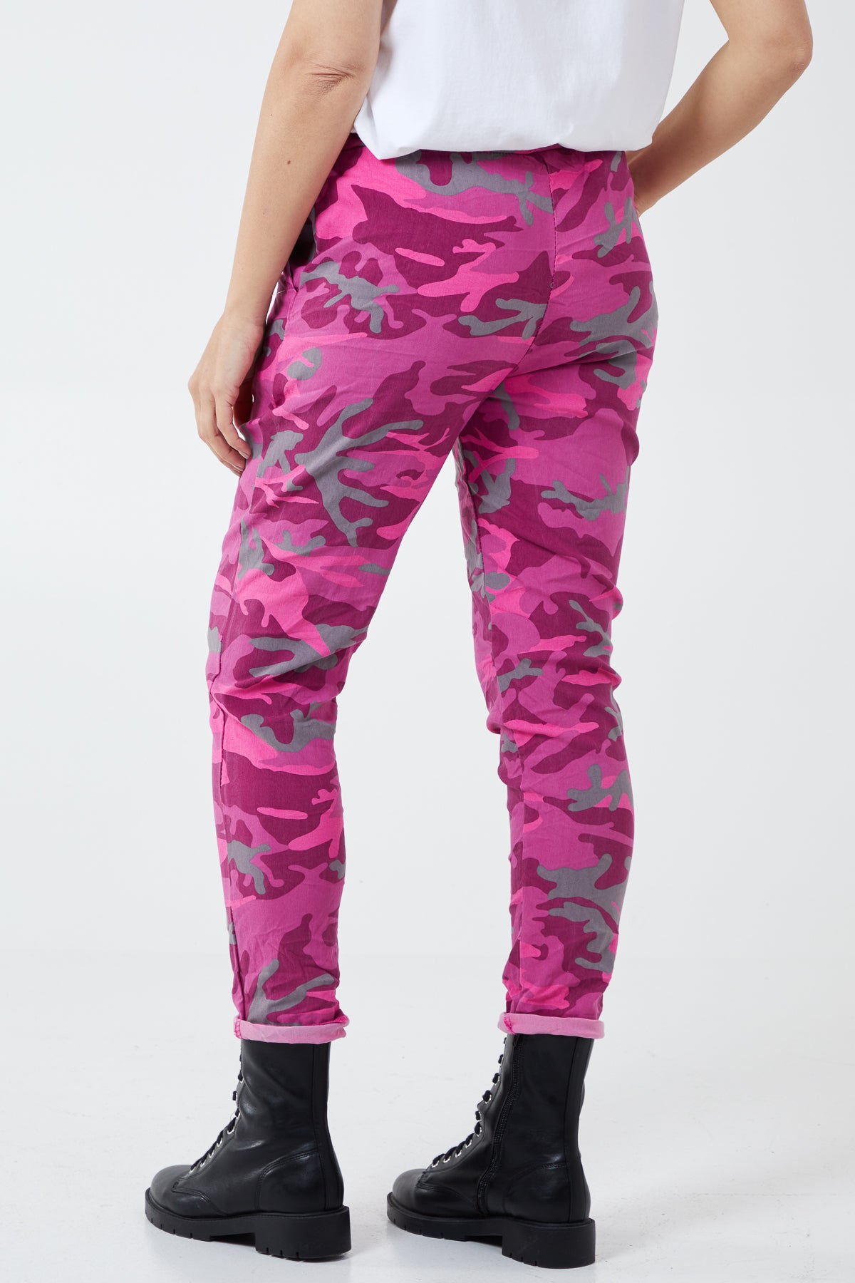 Magic Camouflage Trousers (Extra Large)