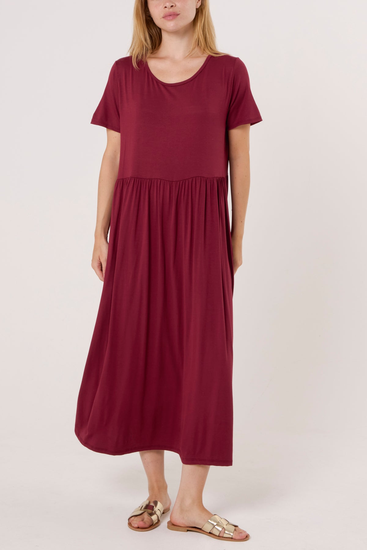Round Neck Stretch Tiered Midi Dress