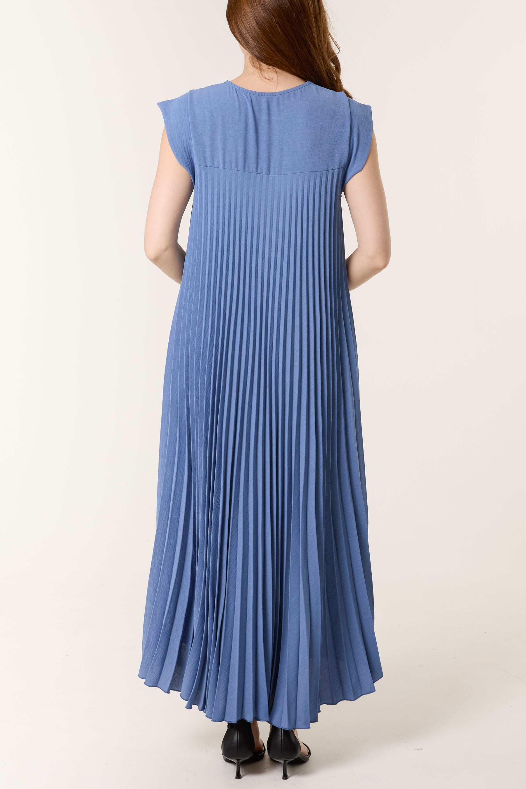 Cap Sleeve Pleated Maxi Dress