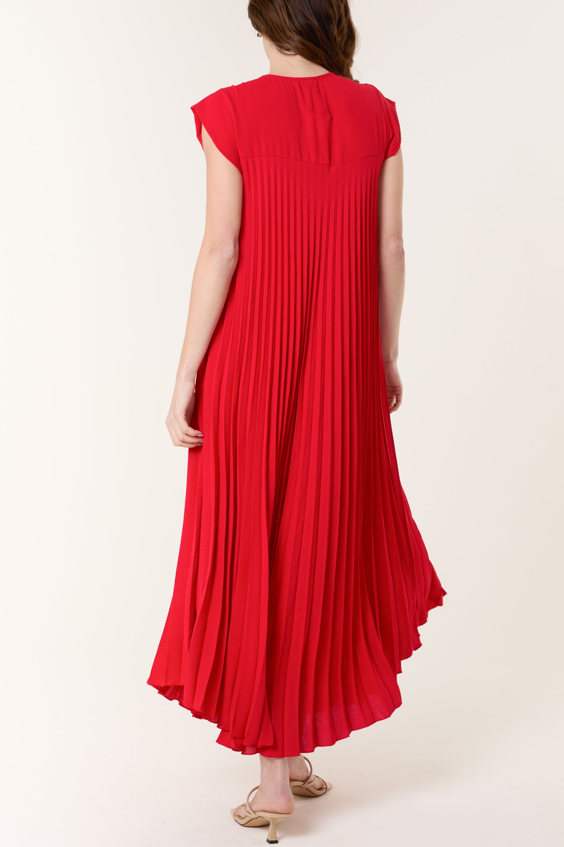 Cap Sleeve Pleated Maxi Dress