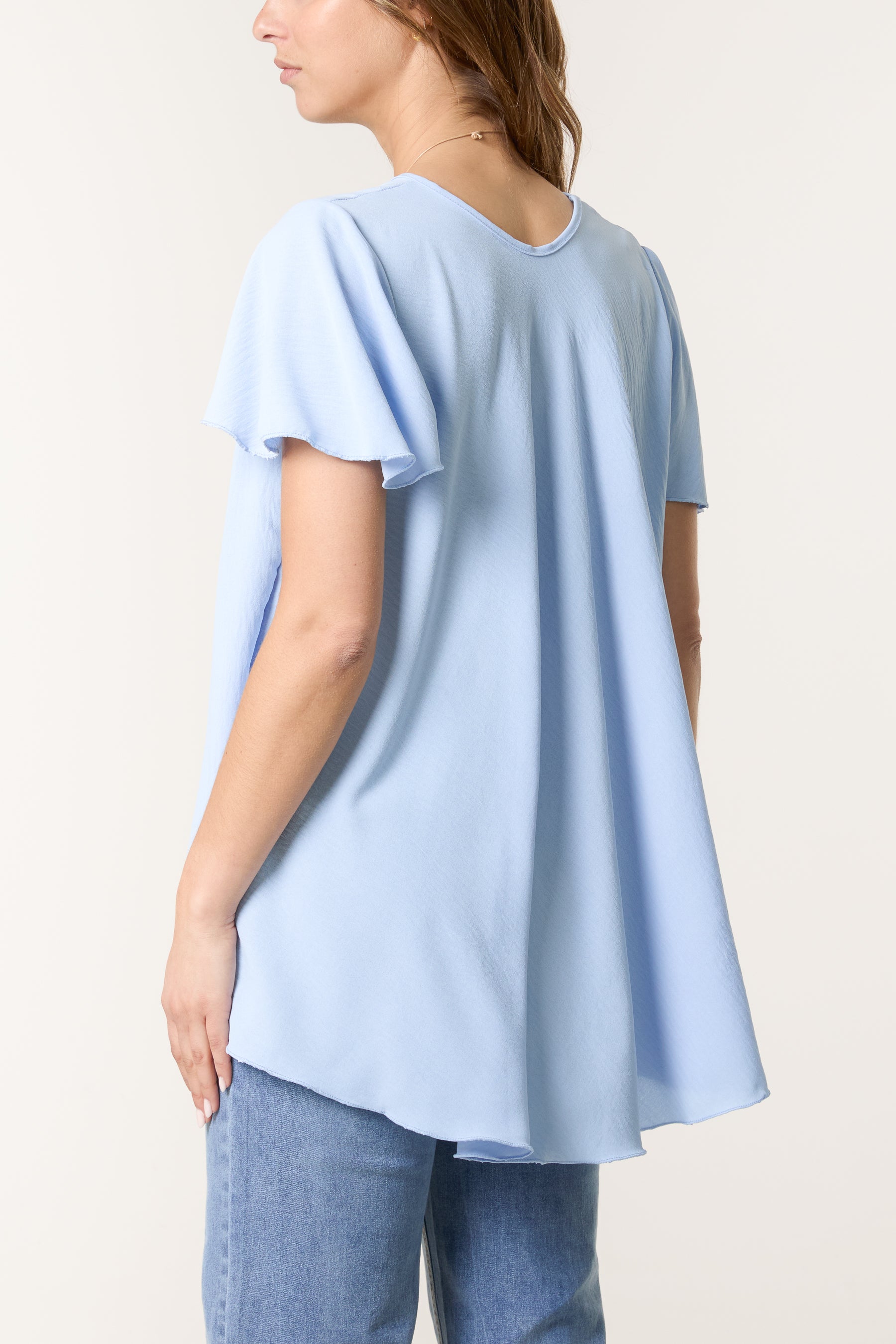 Necklace V-Neck Angel Sleeve Top