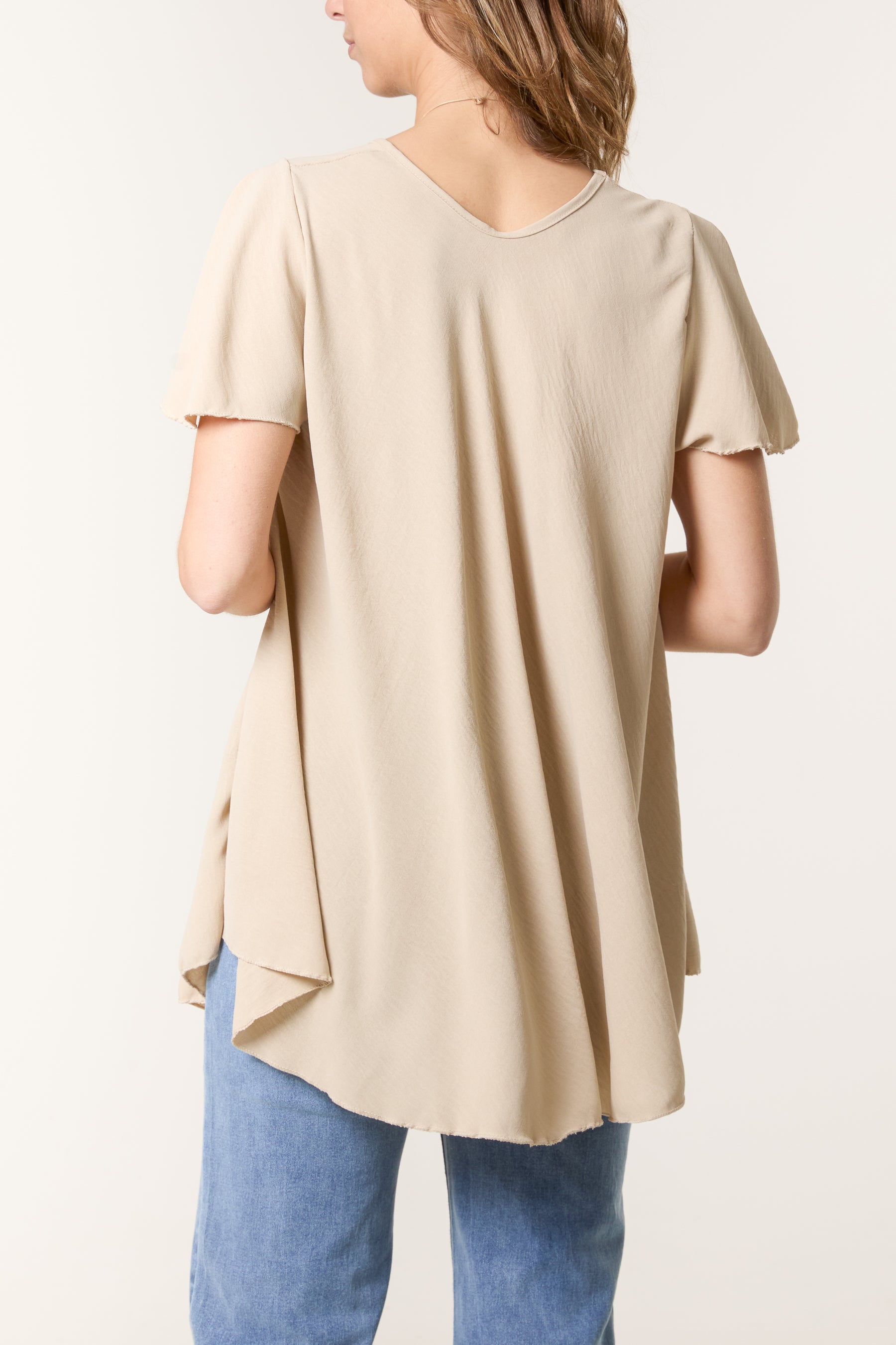 Necklace V-Neck Angel Sleeve Top