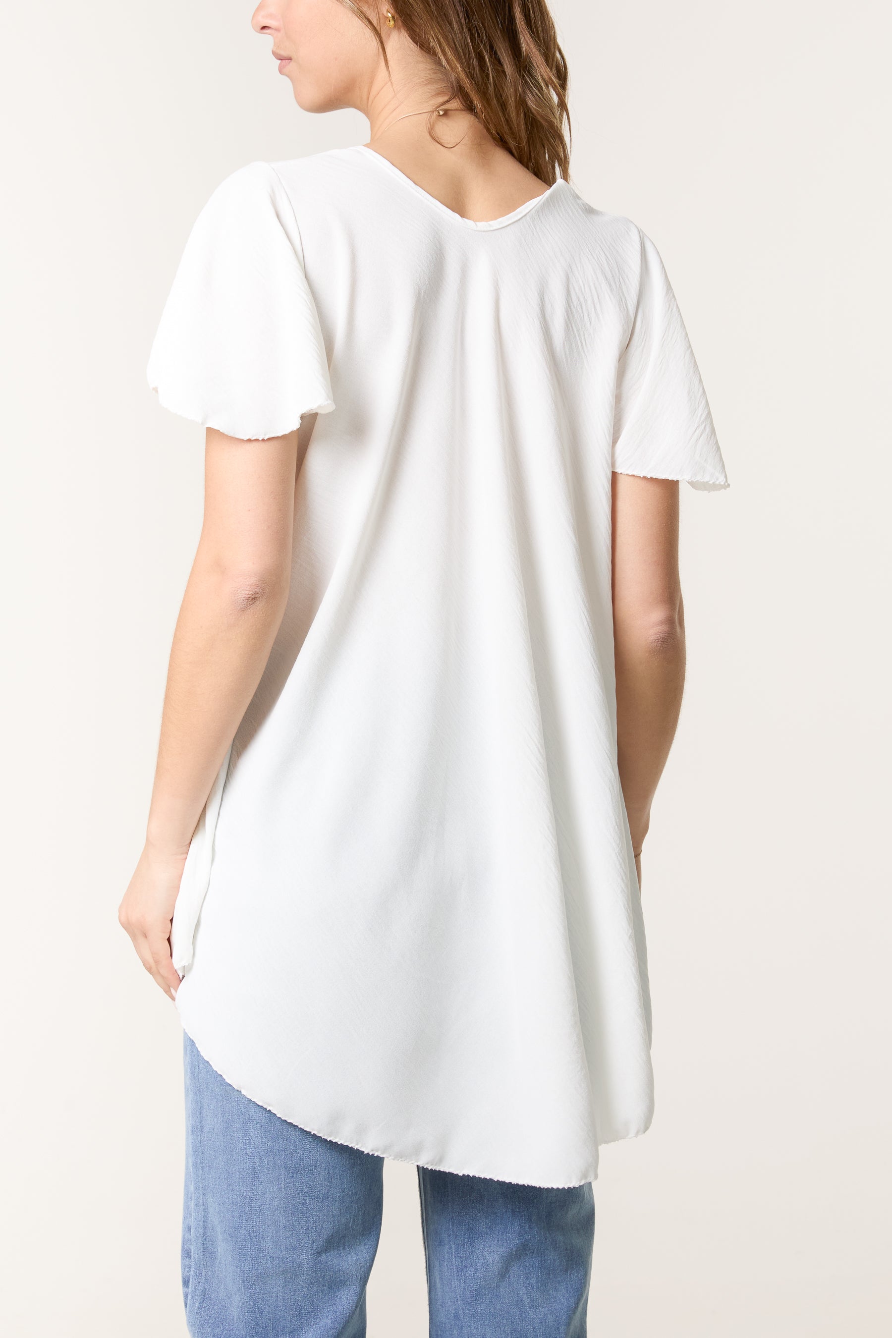 Necklace V-Neck Angel Sleeve Top