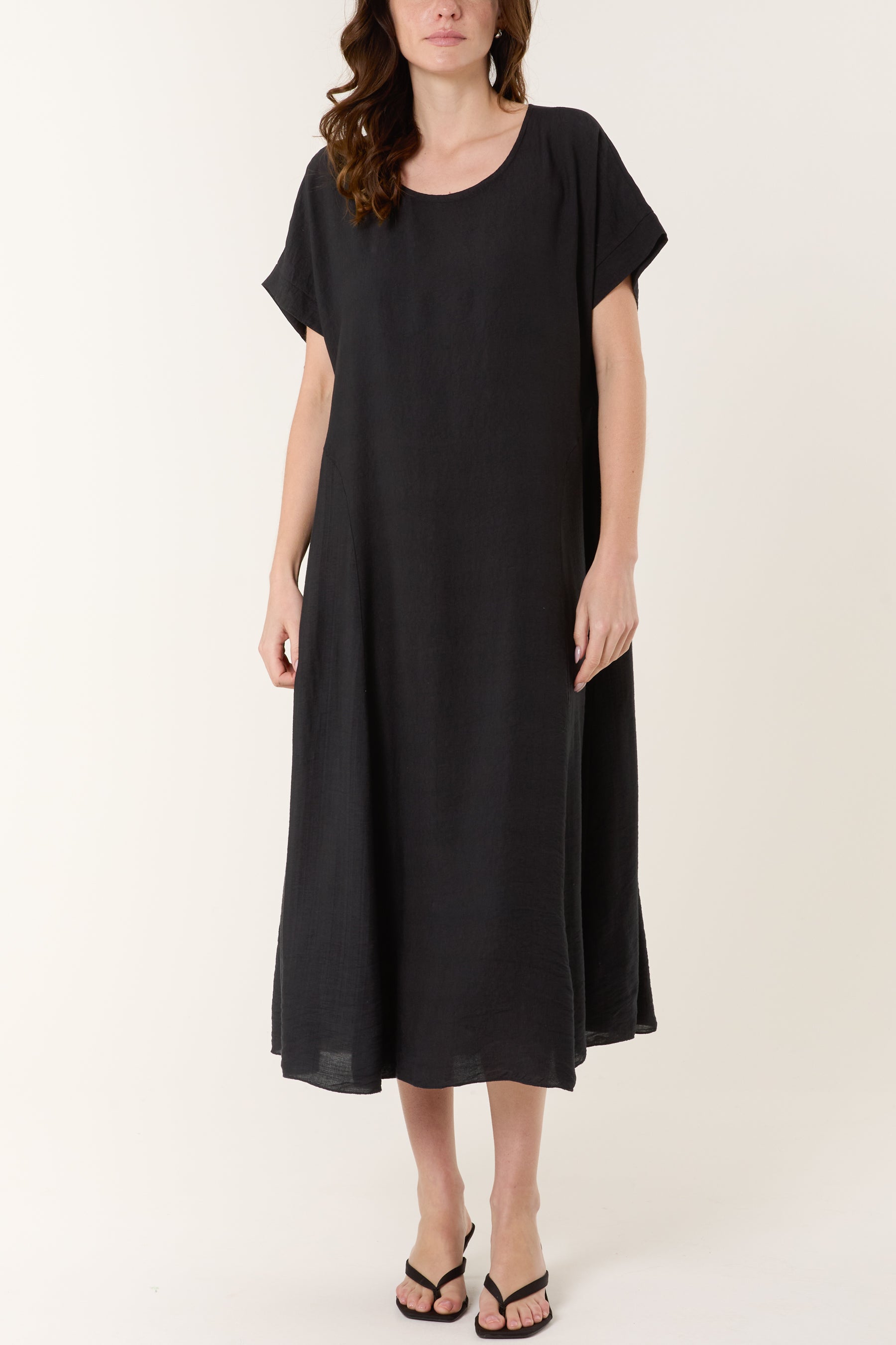 Round Neck Pockets Relaxed Midi Dress