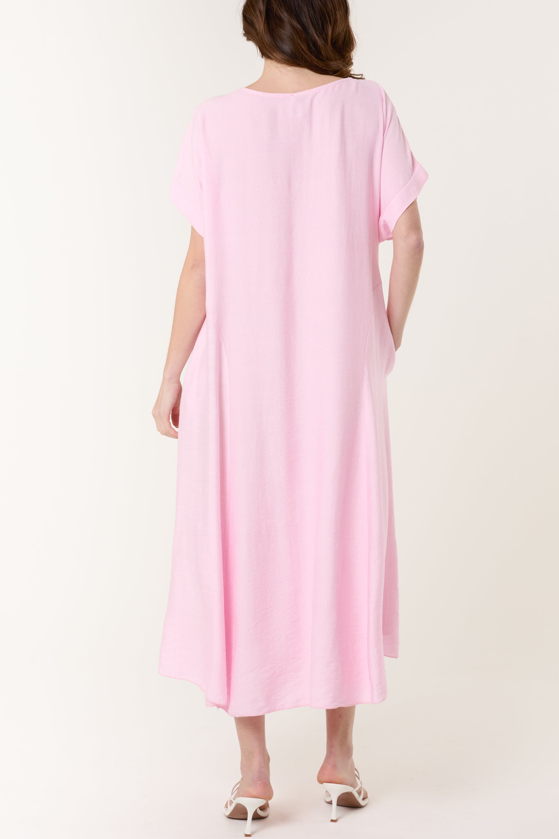 Round Neck Pockets Relaxed Midi Dress