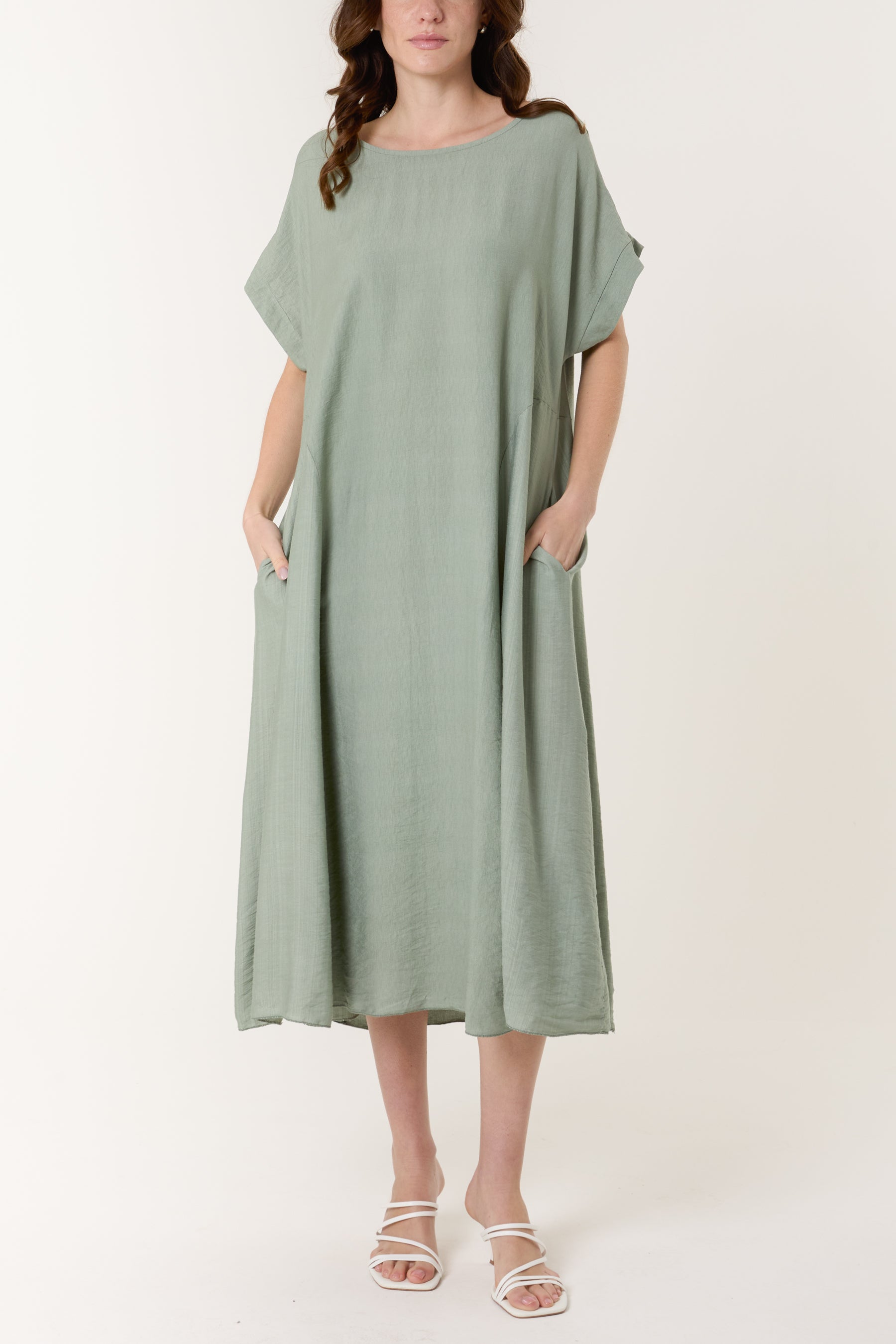 Round Neck Pockets Relaxed Midi Dress