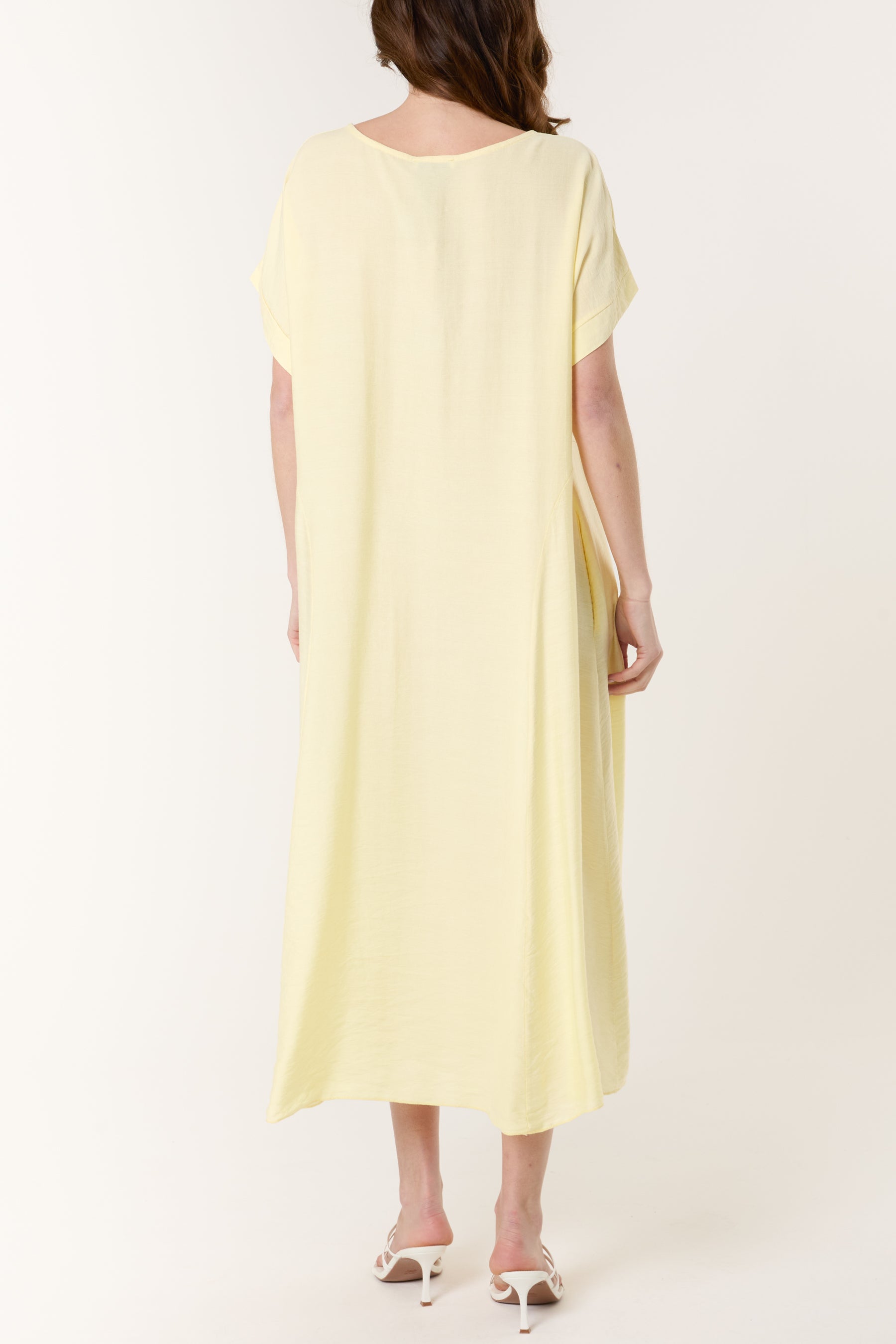 Round Neck Pockets Relaxed Midi Dress