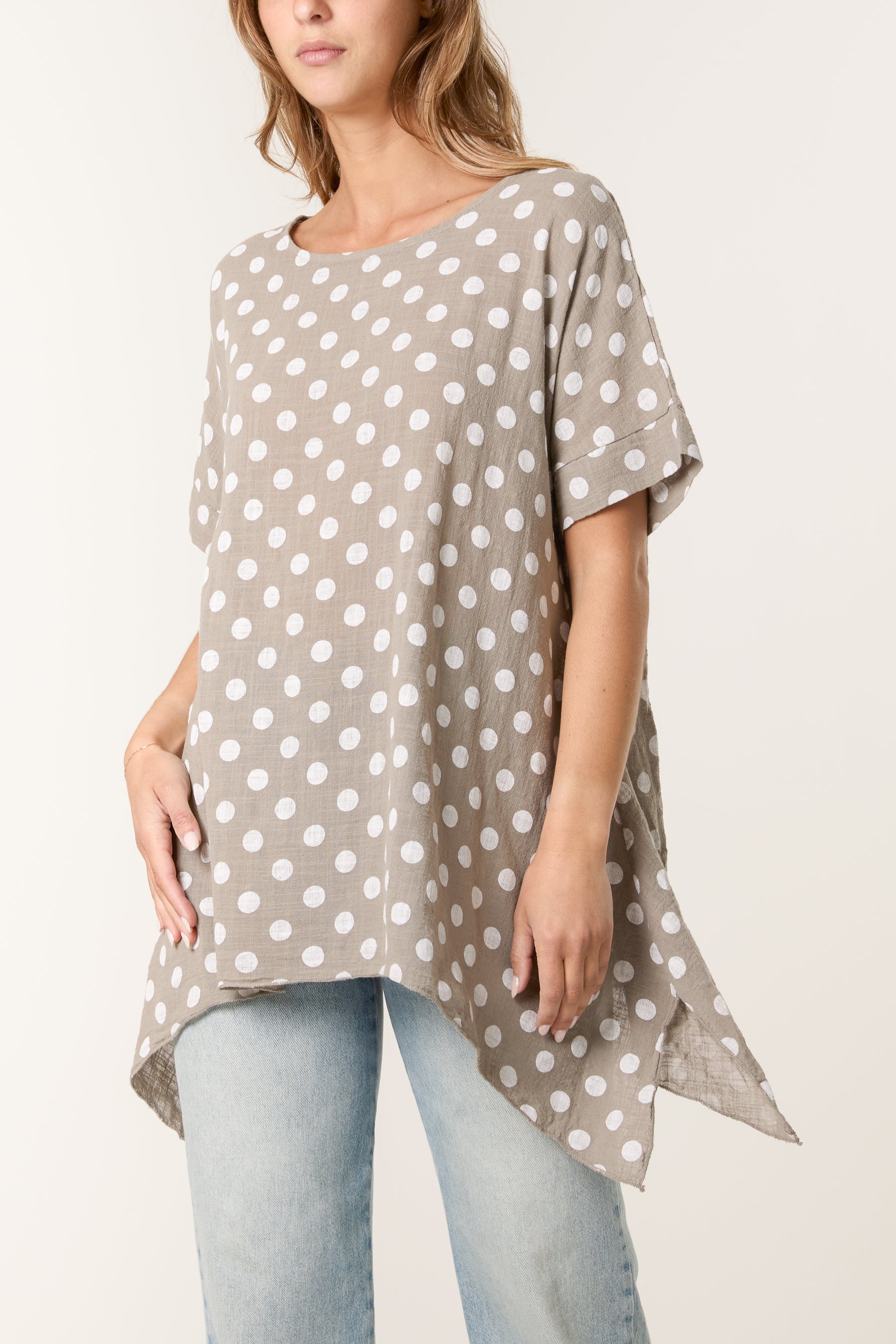 Polka Dot Asymmetric Hem Cotton Top