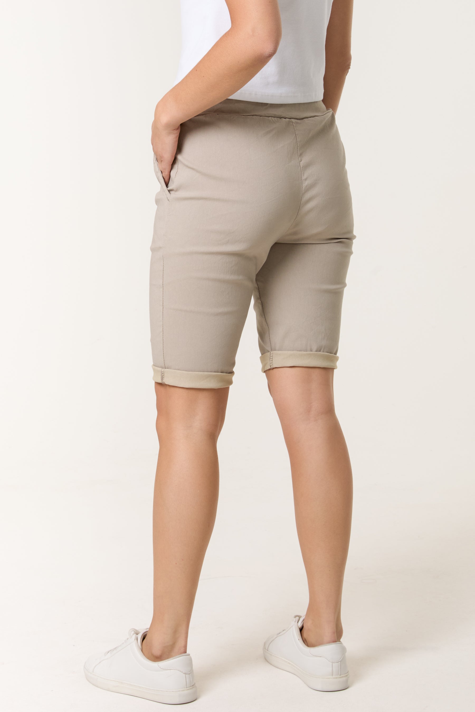 Magic Non-Crush Drawstring Shorts