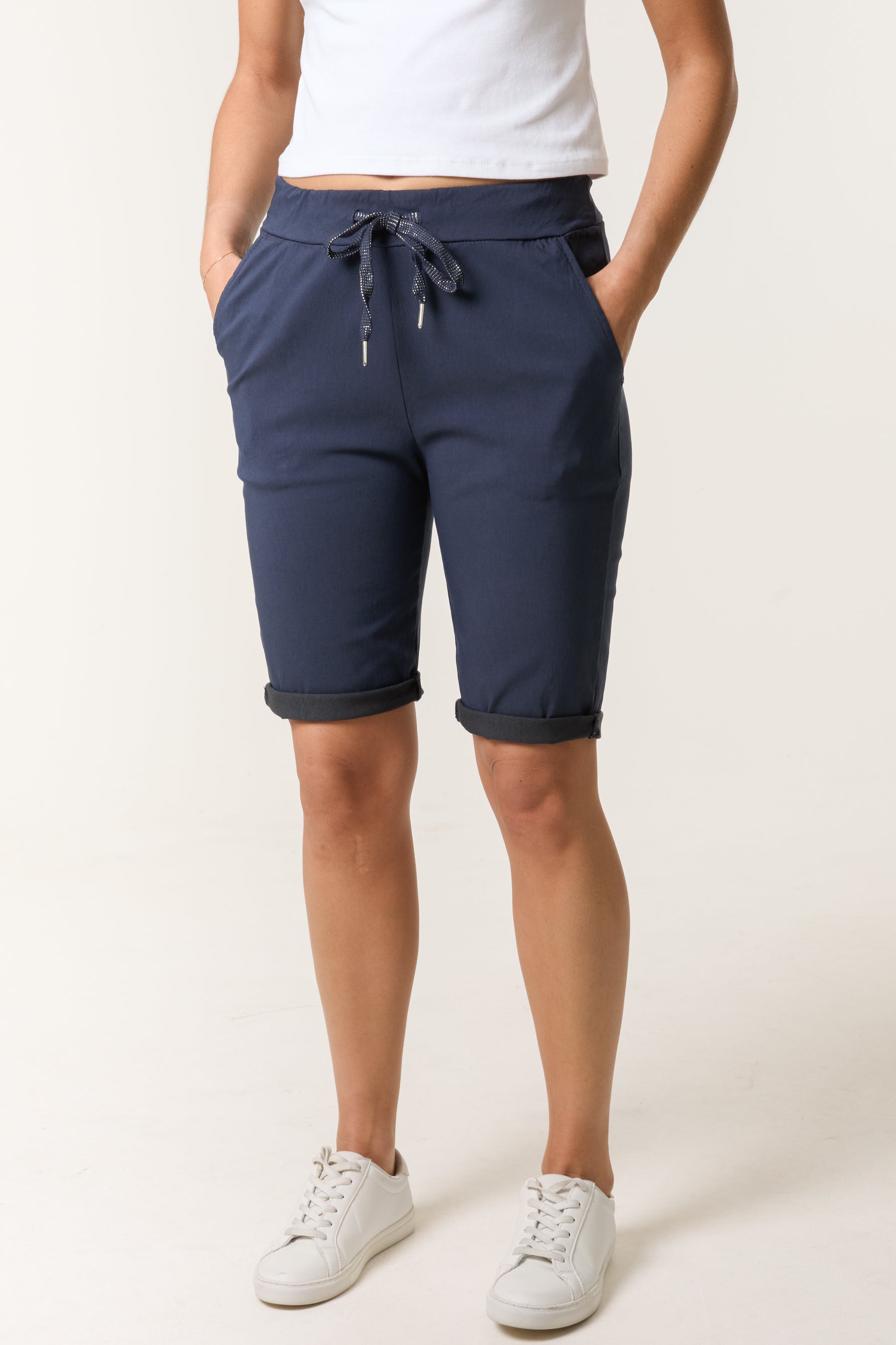 Magic Non-Crush Drawstring Shorts