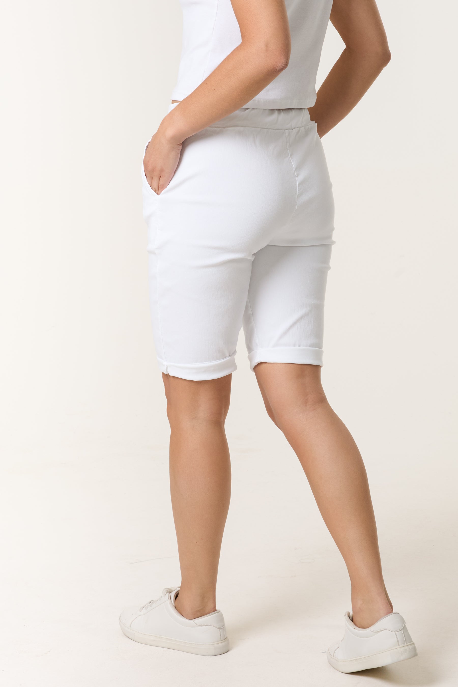 Magic Non-Crush Drawstring Shorts