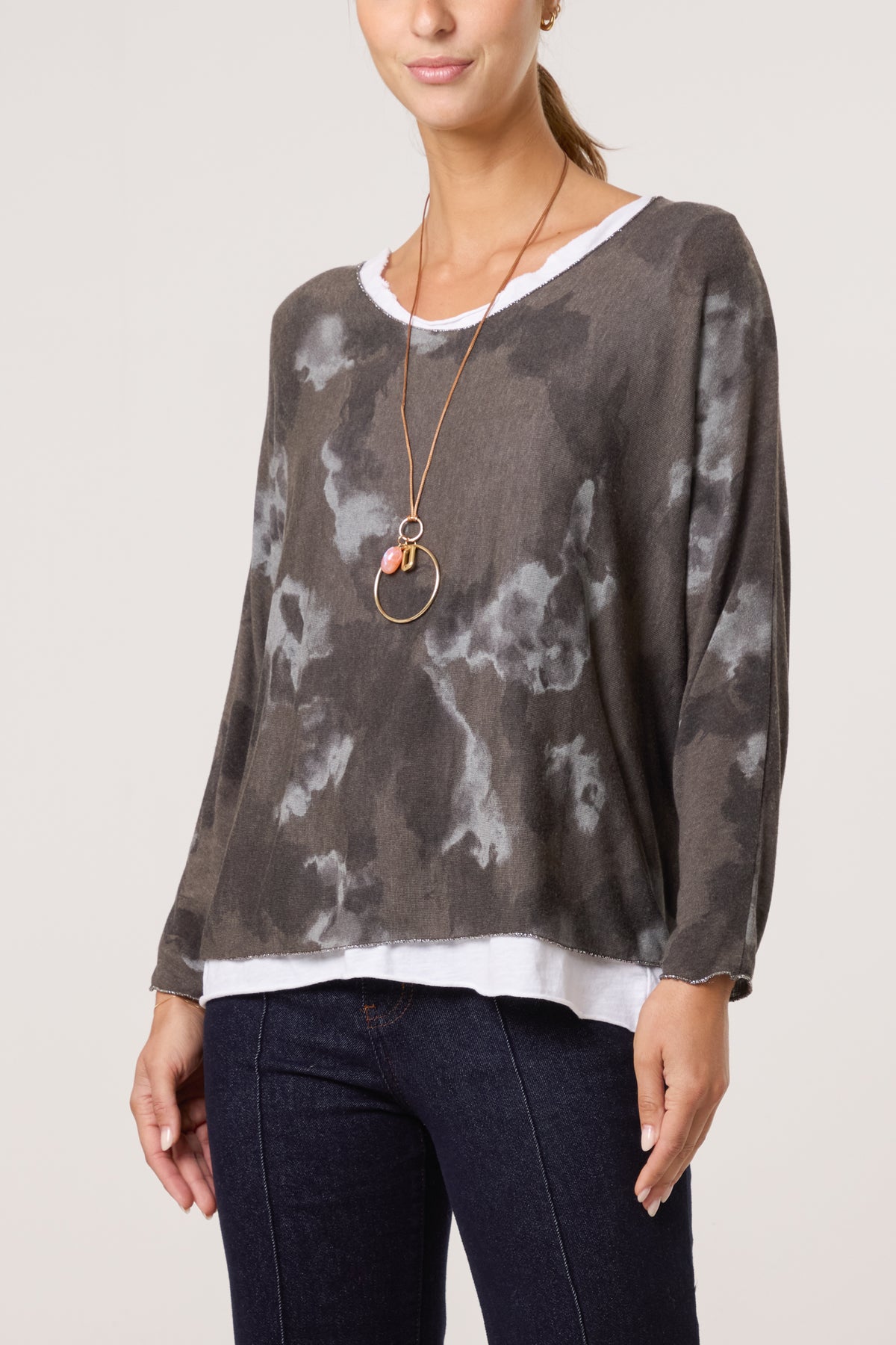 Necklace Blurred Double Layer Top
