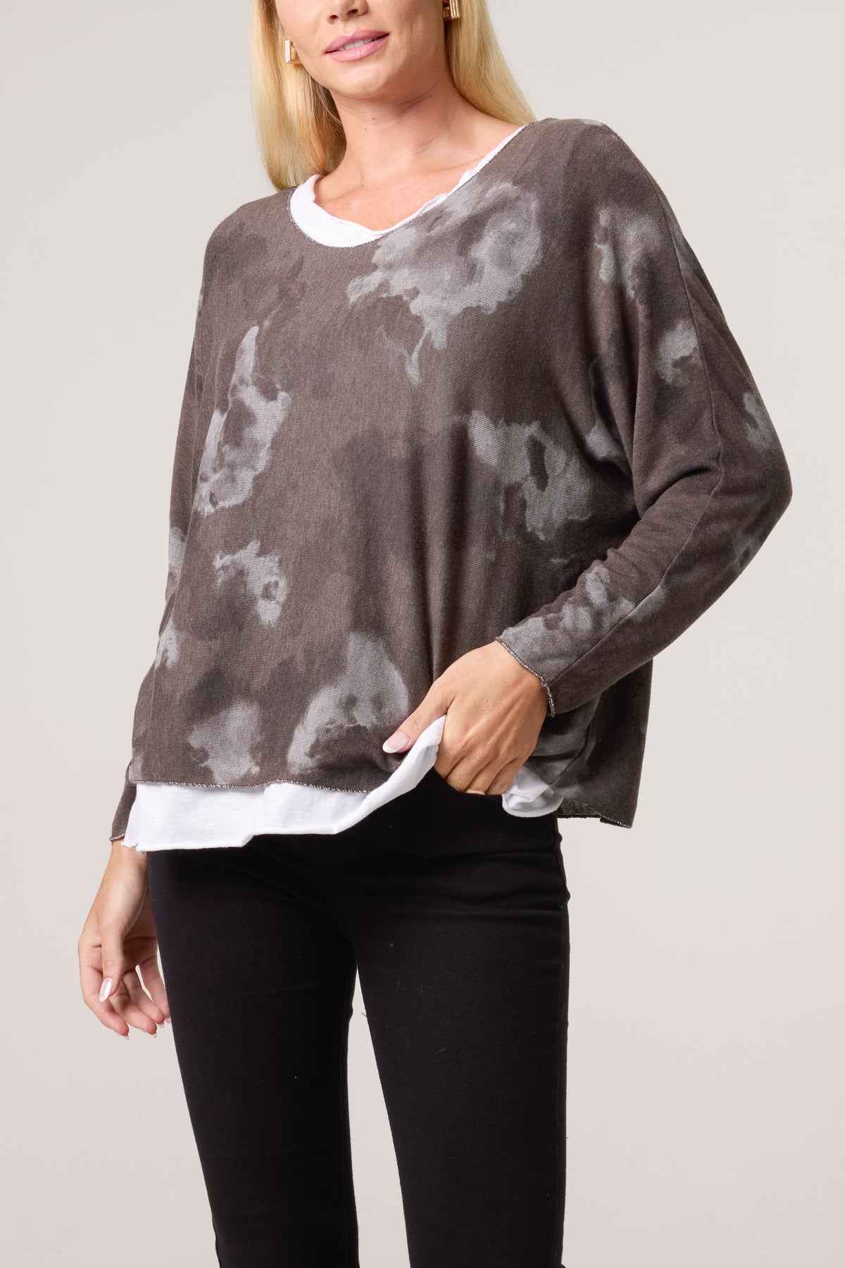Necklace Blurred Double Layer Top