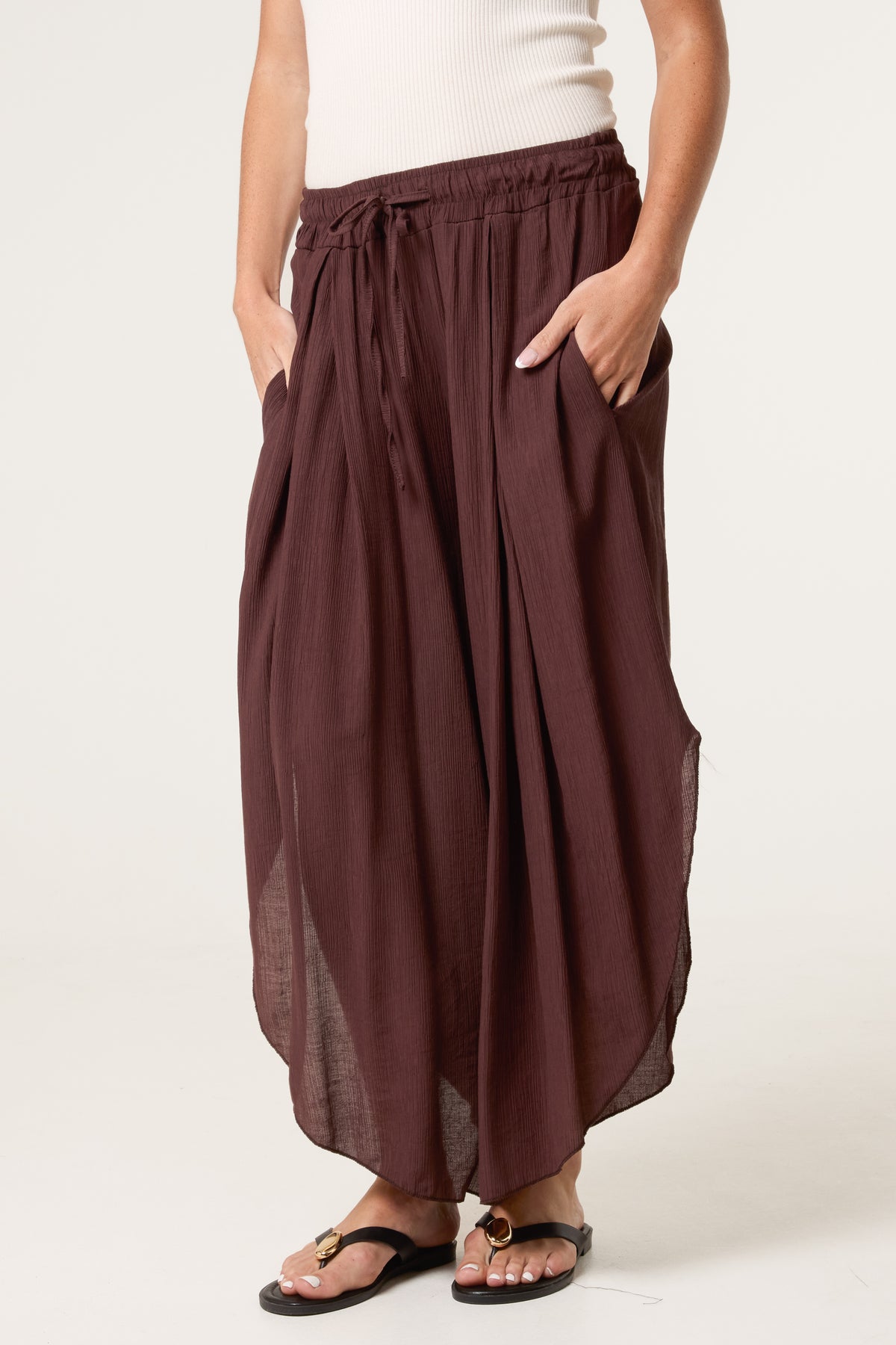 Wide Leg Crinkle Trouser