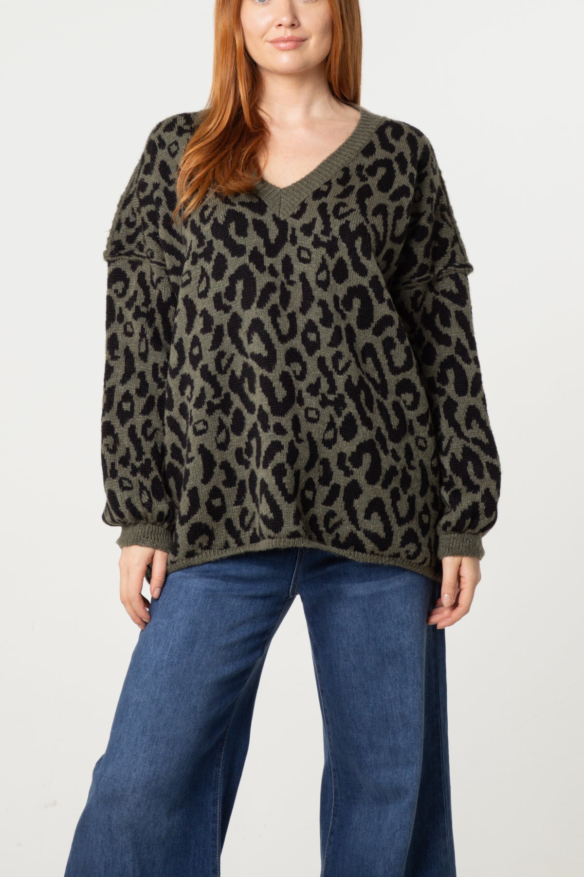 Oversized V-Neck Leopard Knit Jumper
