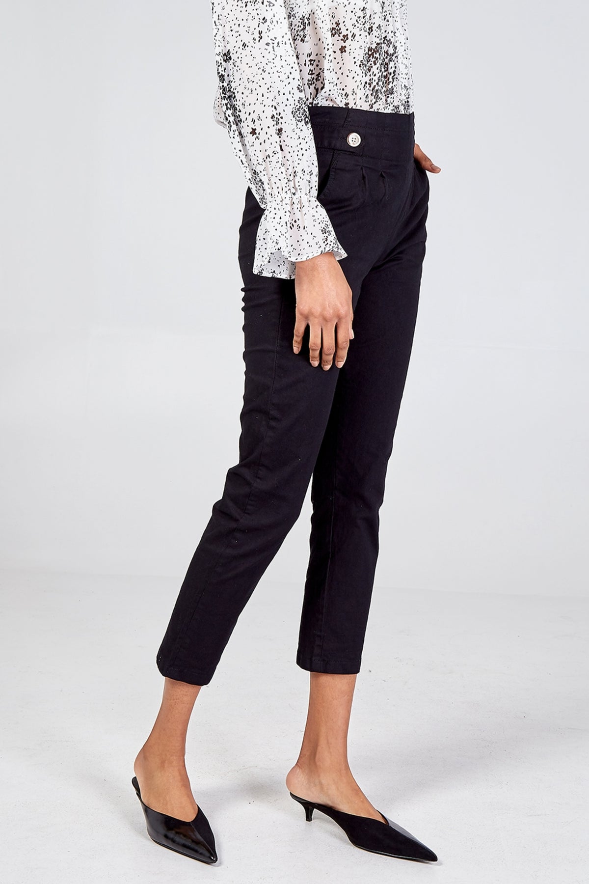 Side Tab Stretch Denim Jean